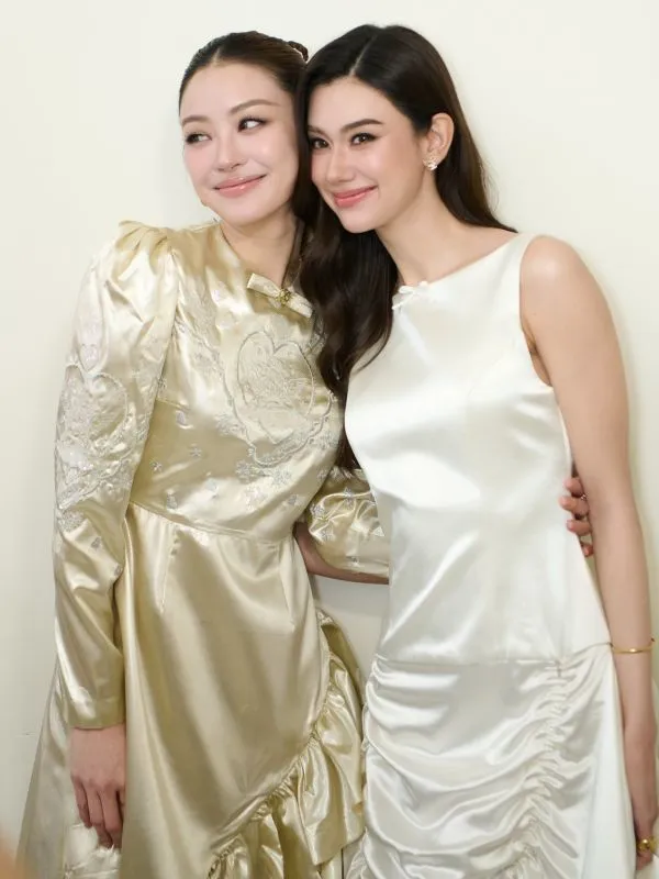 ลีน่า-หมิว ปิดโรงฉลองความแซ่บ PLS Love รักได้ไหม เปิดตัวพร้อมเคมีคู่จิ้น