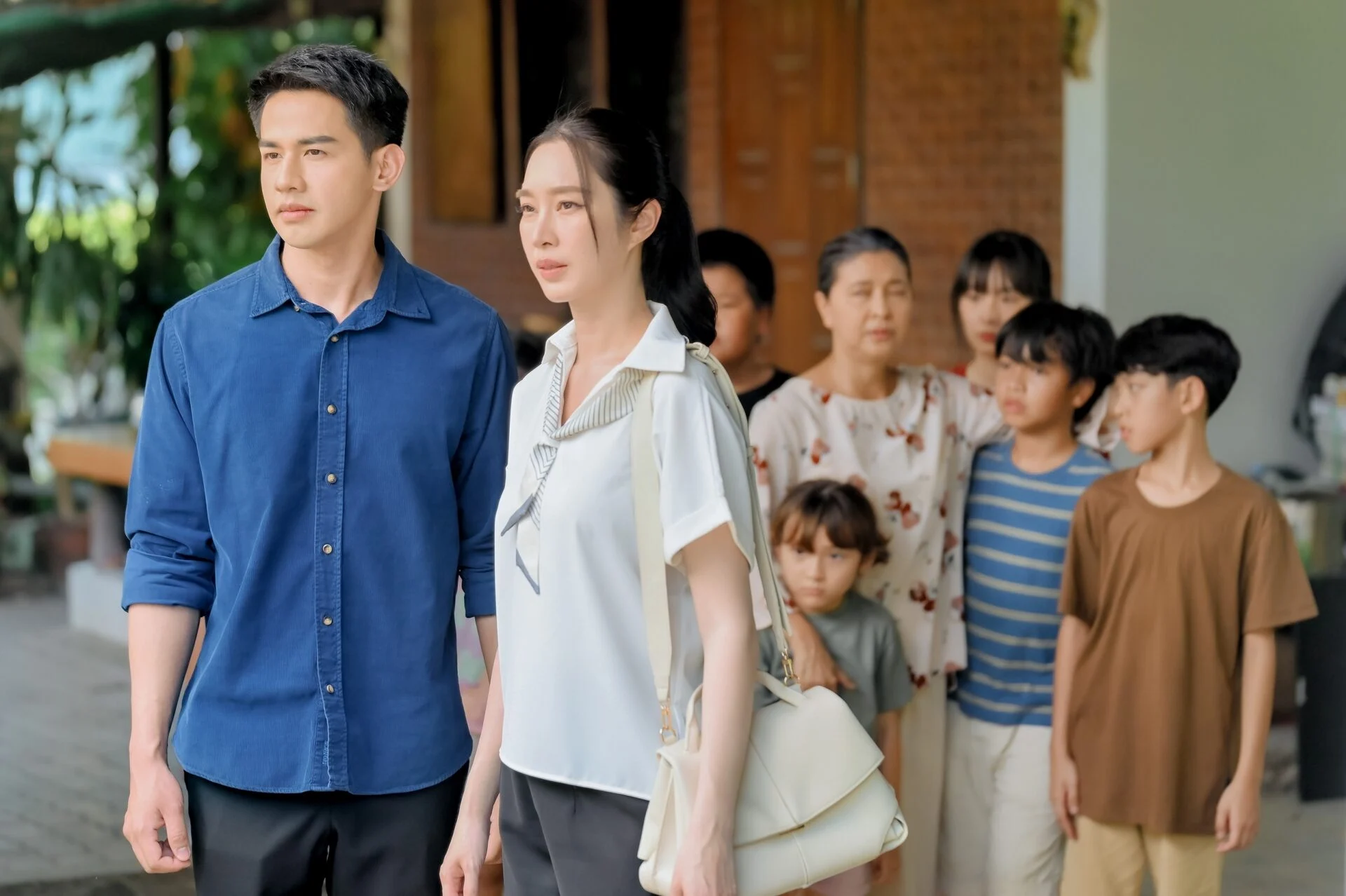 จิตแพทย์ซึมเศร้าและหมอหนุ่มปฏิบัติการครั้งแรกในซีรีส์คลินิก Fix ใจ