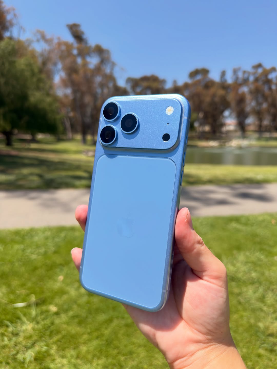 iPhone 17 Pro vs iPhone 18 Pro ซื้อเลยตอนนี้หรือรอรุ่นถัดไปดี