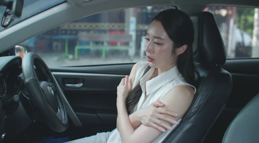 จิตแพทย์ซึมเศร้าและหมอหนุ่มปฏิบัติการครั้งแรกในซีรีส์คลินิก Fix ใจ