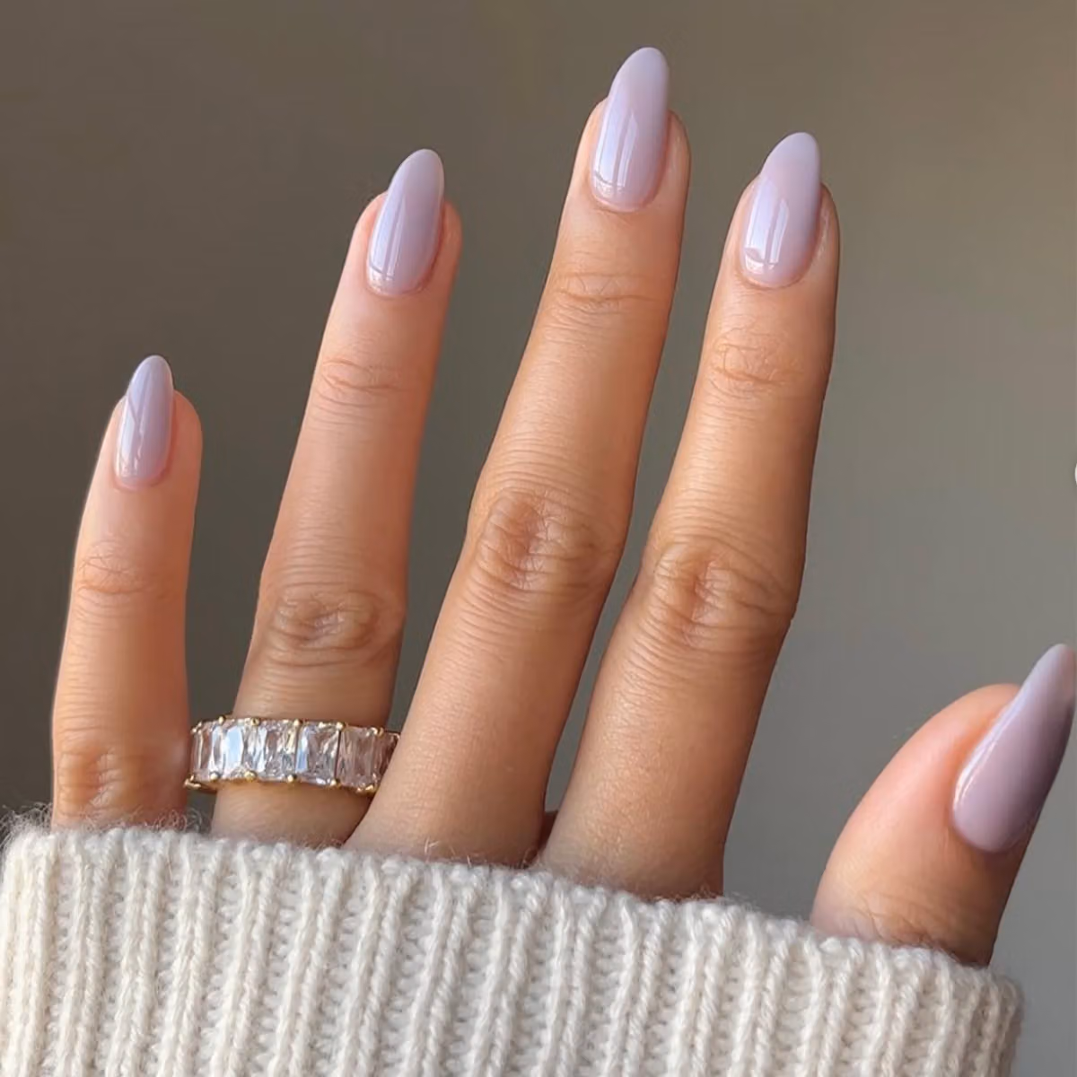 Velvet Manicure Magic เล็บเวลเวทแม่เหล็กที่ทั้งอบอุ่นและหรูหรา