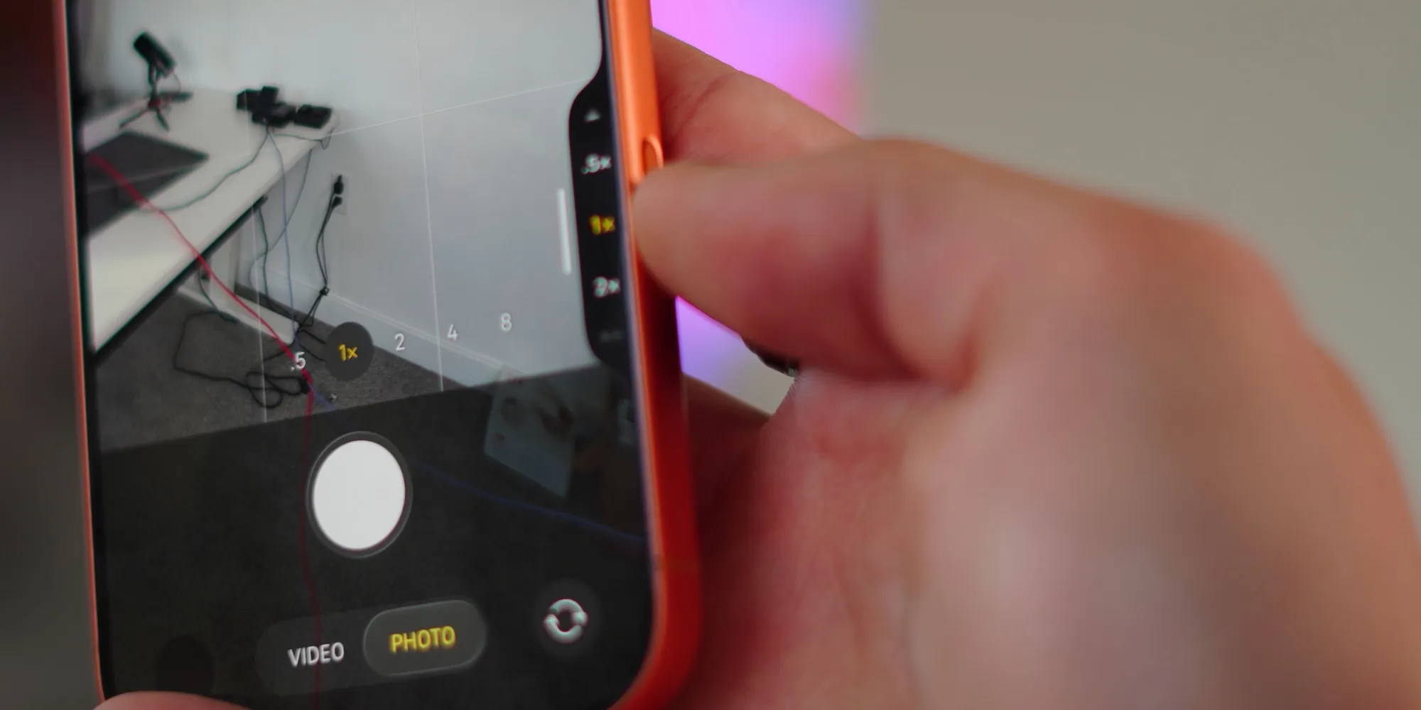 iPhone 18 Pro vs iPhone Ultra เลือกแฟลกชิปเครื่องไหนให้คุ้มที่สุด