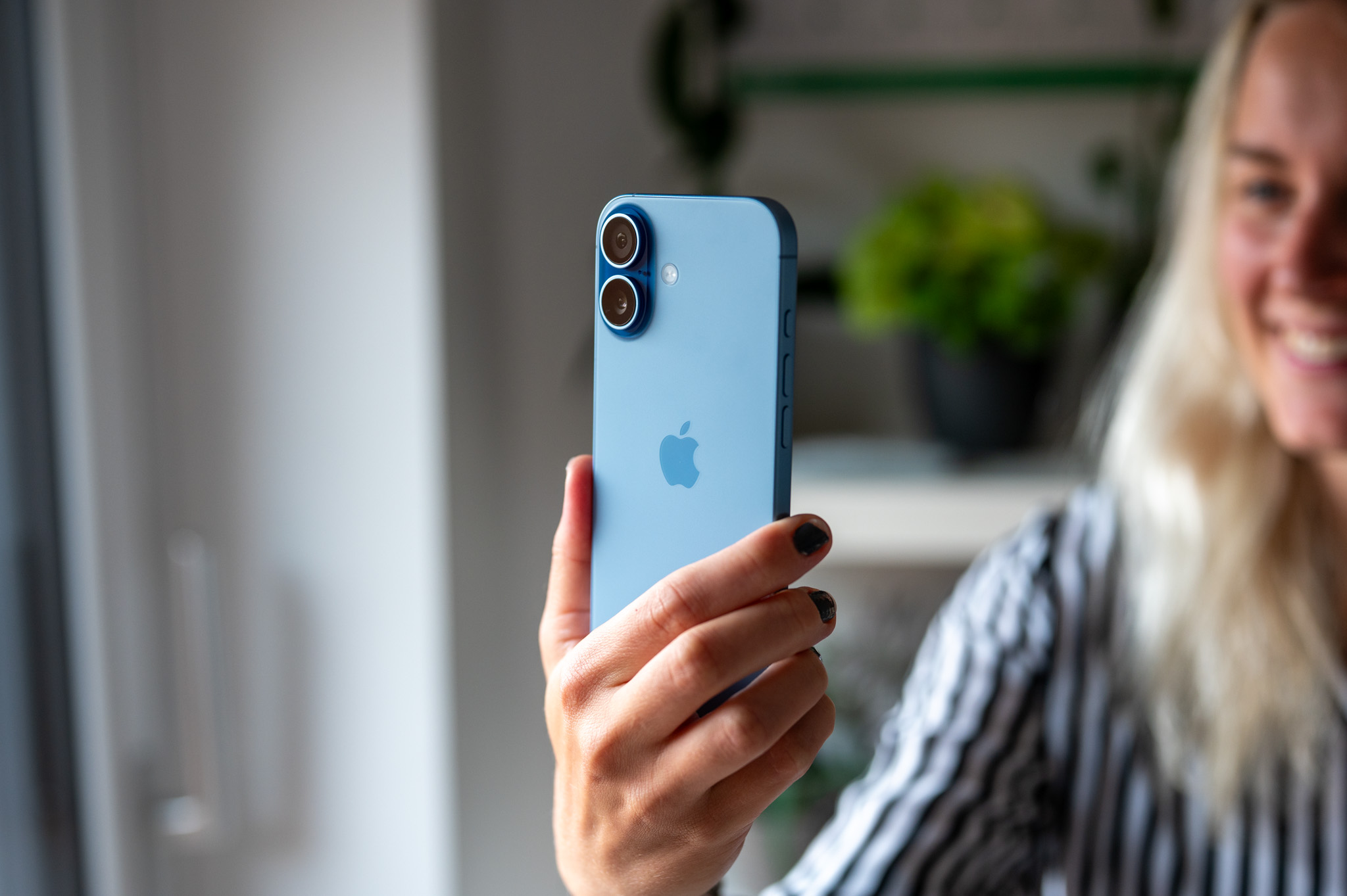 เลือก iPhone ไหนดี คู่มือเจาะรุ่น คัดให้ครบทุกงบ