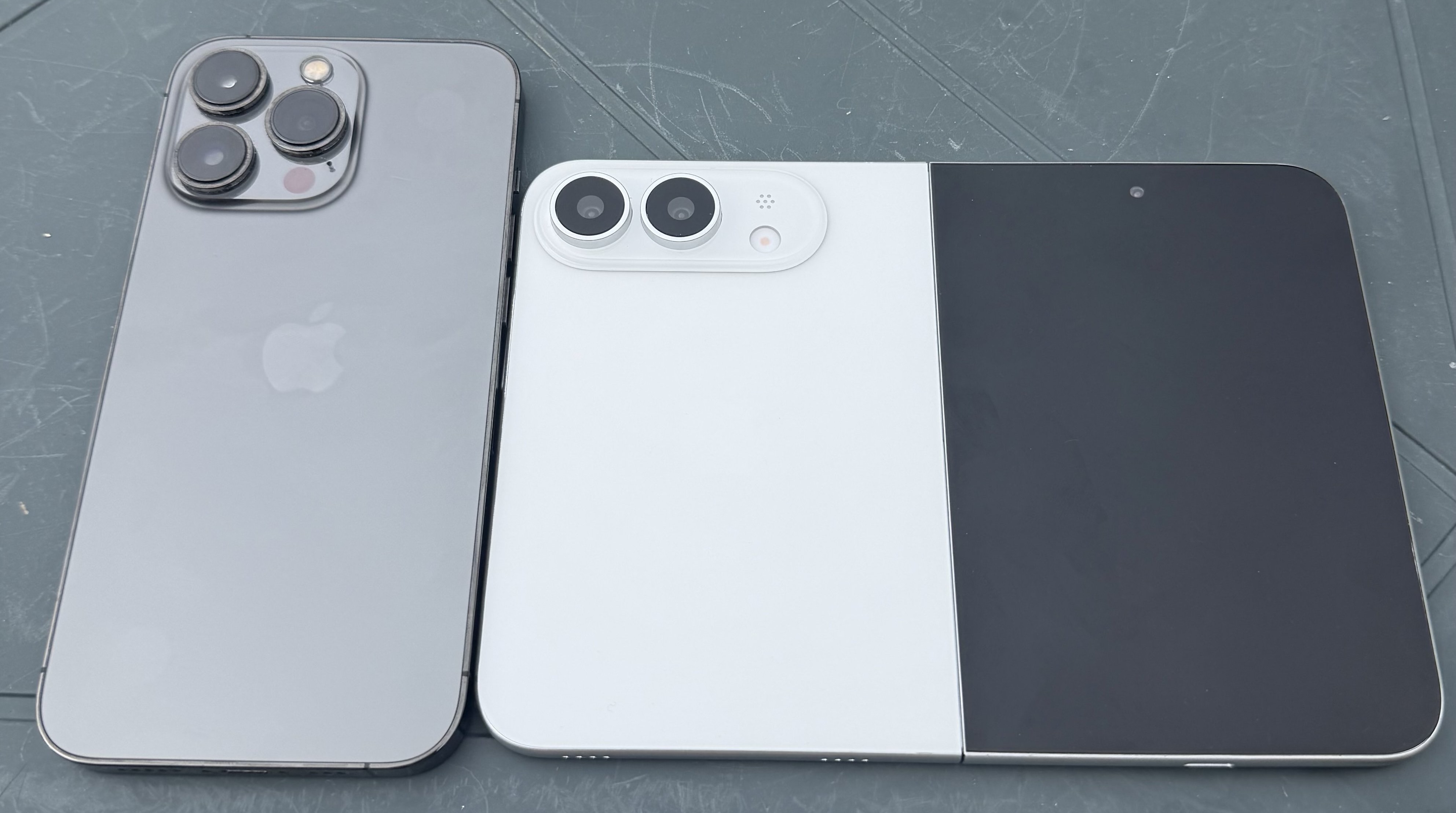 iPhone จอพับ vs Xiaomi 18 Fold ตัดสินใจยังไงให้คุ้มเครื่องต่อไป