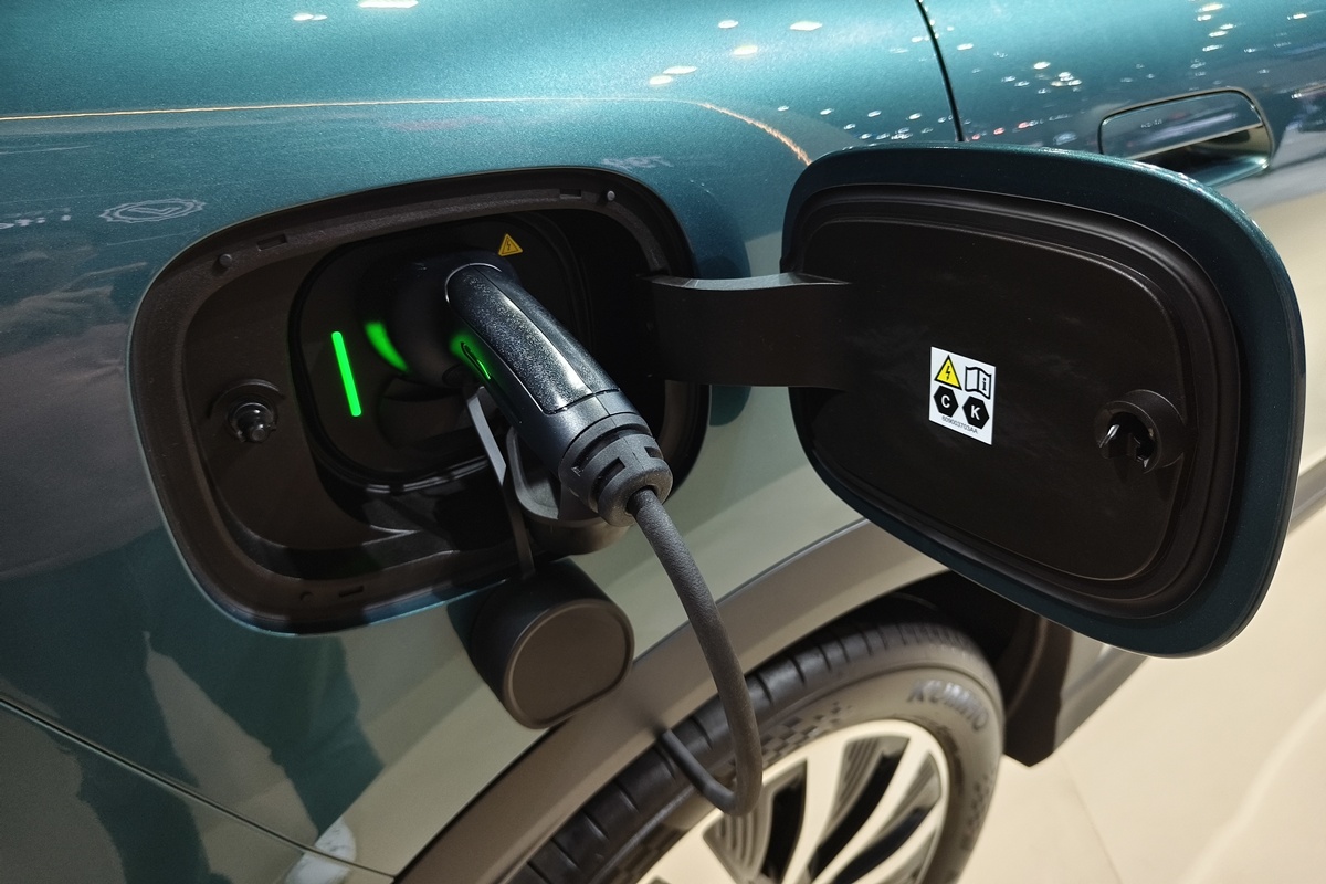 รถยนต์ไฟฟ้า Lepas รุกตลาดด้วย L6 SIVP EV และ L8 PHEV