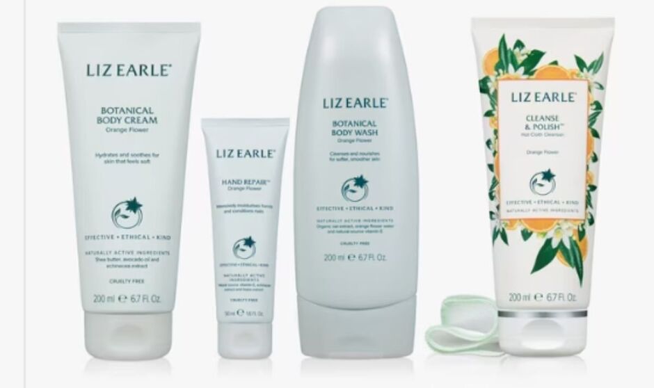 เจาะดีลชุดสกินแคร์คุ้มค่า Clinique และ Liz Earle