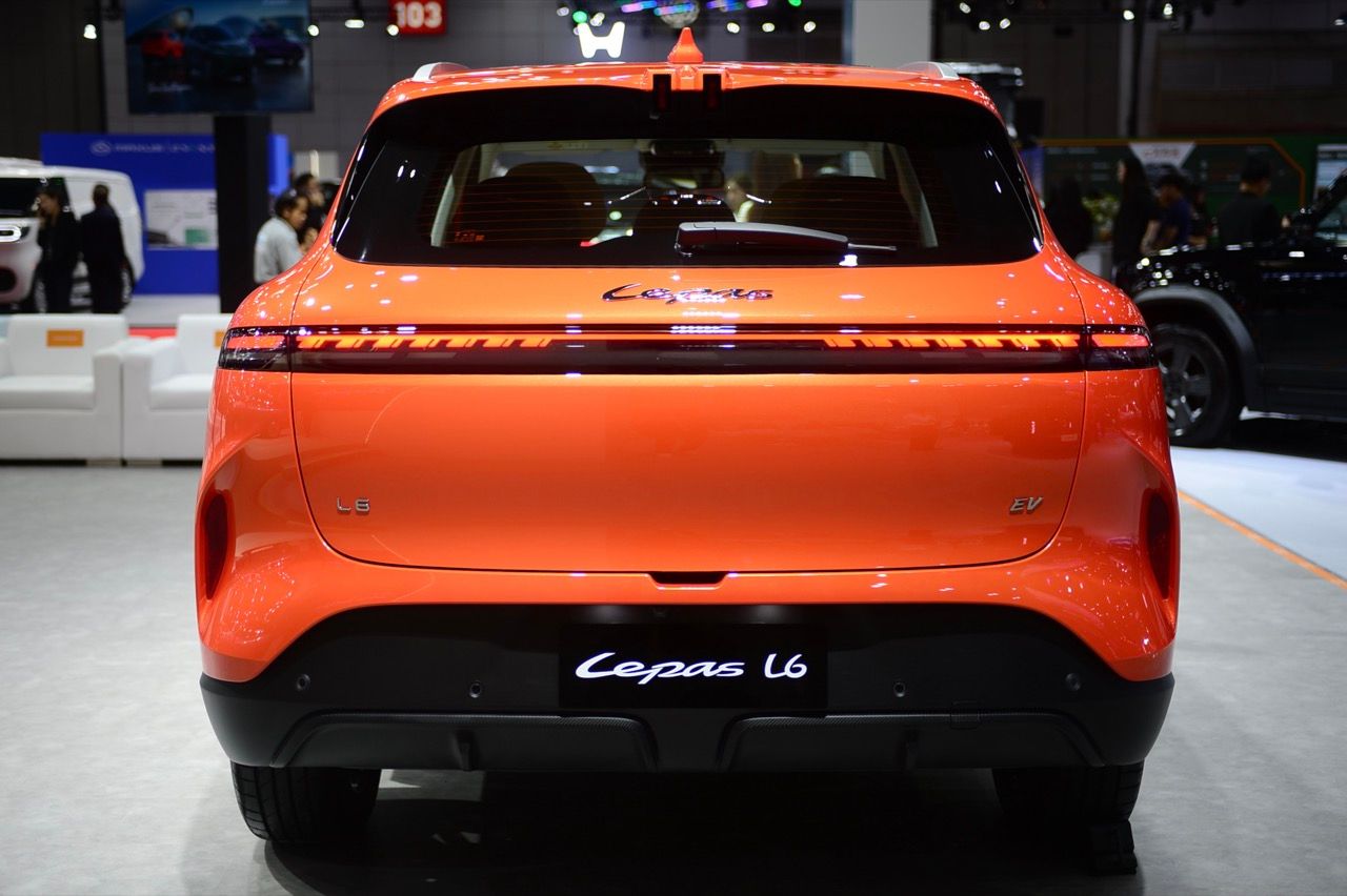 แพลตฟอร์ม LEX LEPAS หนึ่งสถาปัตยกรรมที่ขับได้ทั้ง BEV และ PHEV