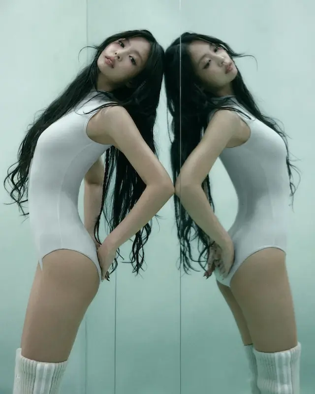 เมื่อรองเท้าบัลเลต์พบสนีกเกอร์: JENNIE พลิกโฉม adidas Superstar สู่แฟชั่นบัลเลต์คอร์