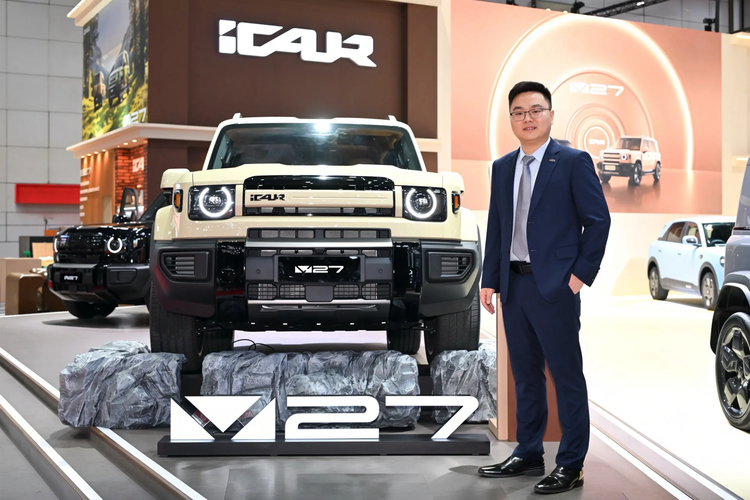 iCAUR V27 REEV กล่องพรีเมียมที่ท้าชน Tesla Model Y และ BYD