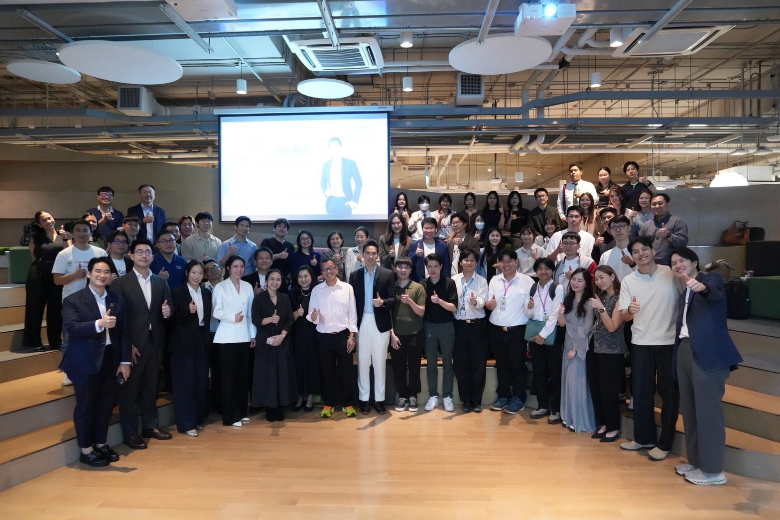 โปรแกรมฝึกอบรม AI กำลังปิดช่องว่างทักษะคนทำงานและคนเรียน