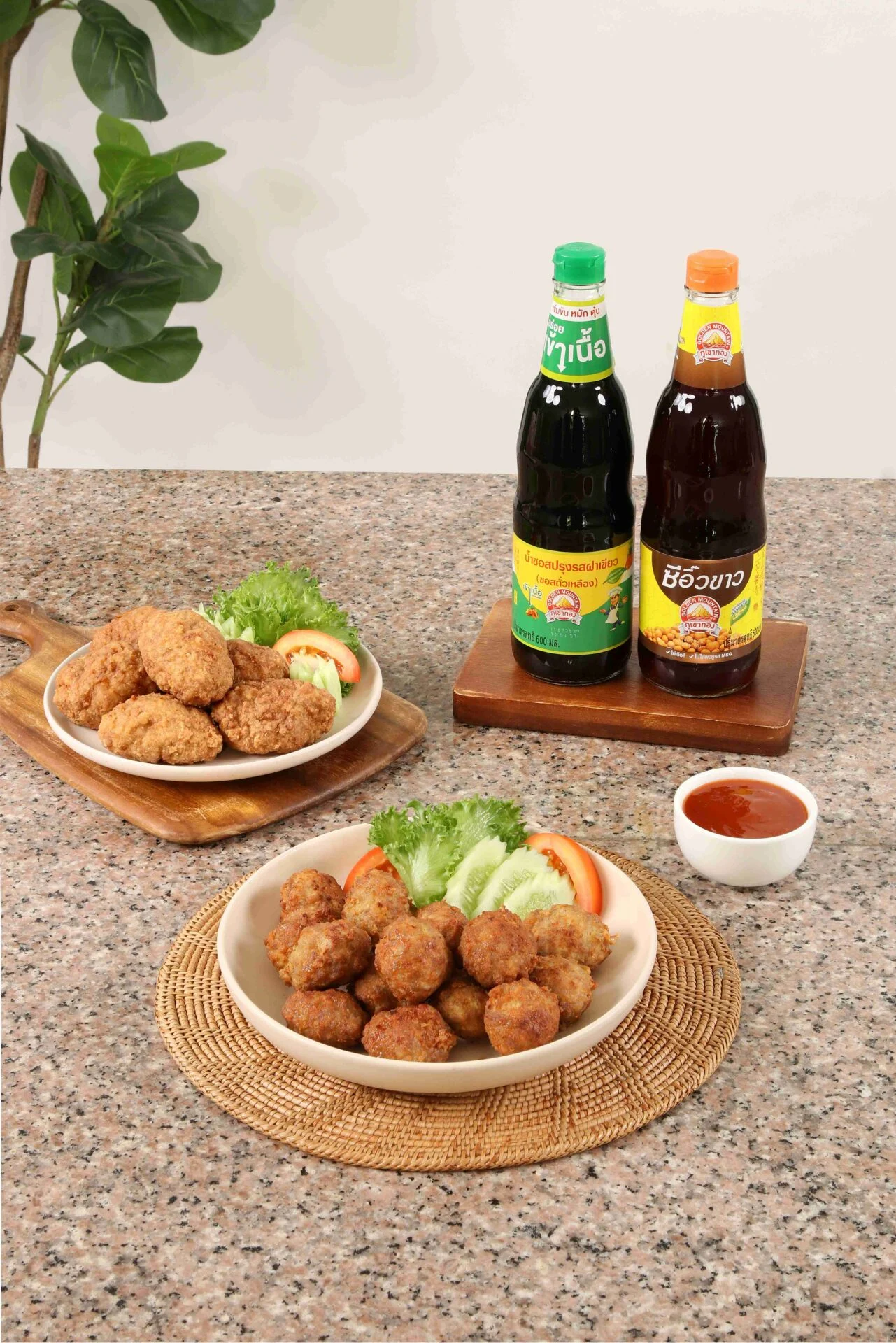 เมื่อซอสผนึกเชฟดัง เปิดสูตรหมูก้อนทอดพลิกเกมสตรีทฟู้ด