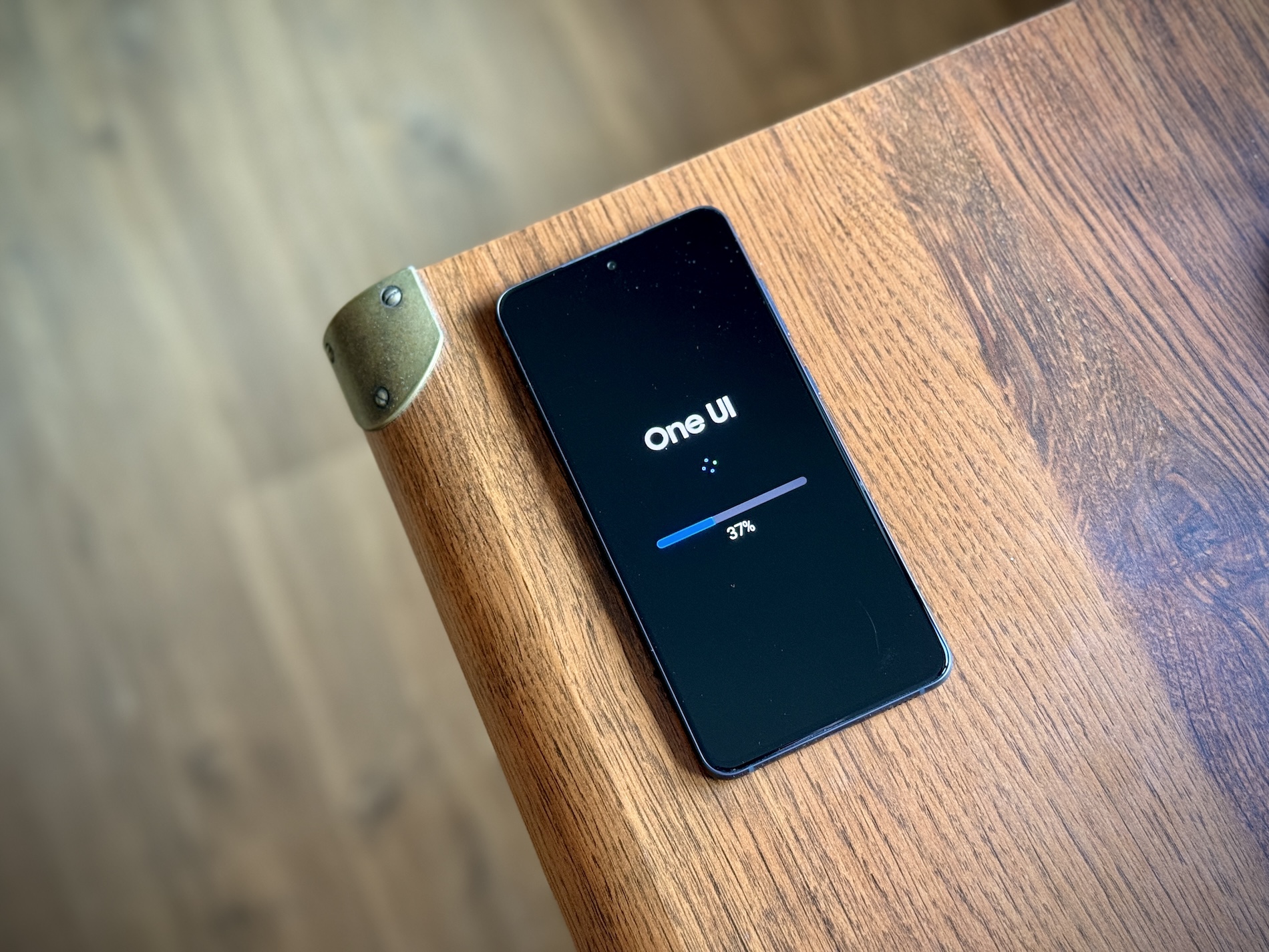 หยุดแบตหมดเร็วในไม่กี่นาที ปรับสิทธิ์ตำแหน่งและแอปเบื้องหลังบน Android