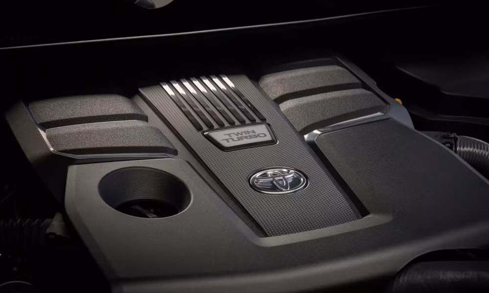 Land Cruiser 300 ไฮบริดใหม่ แรงสุดในตระกูลแต่คิดต่างเรื่องอนาคต