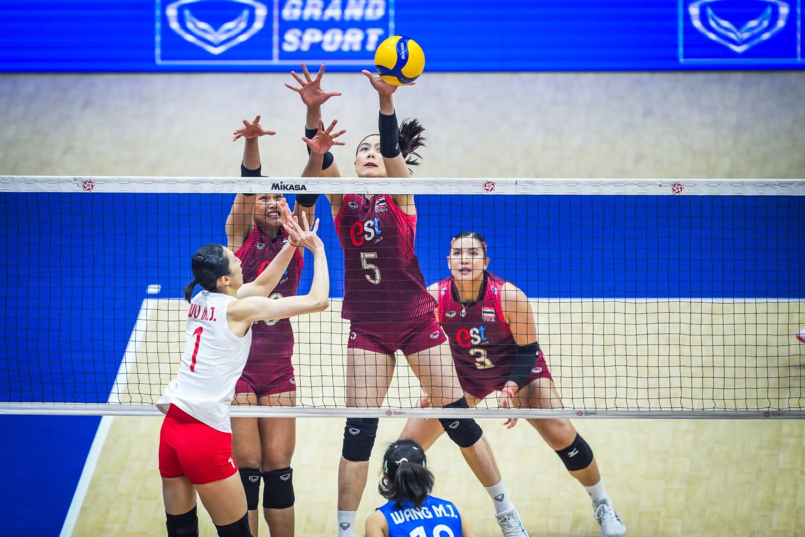 วอลเลย์บอลหญิงก้าวสู่โอลิมปิกผ่านชัยชนะสุดประวัติศาสตร์