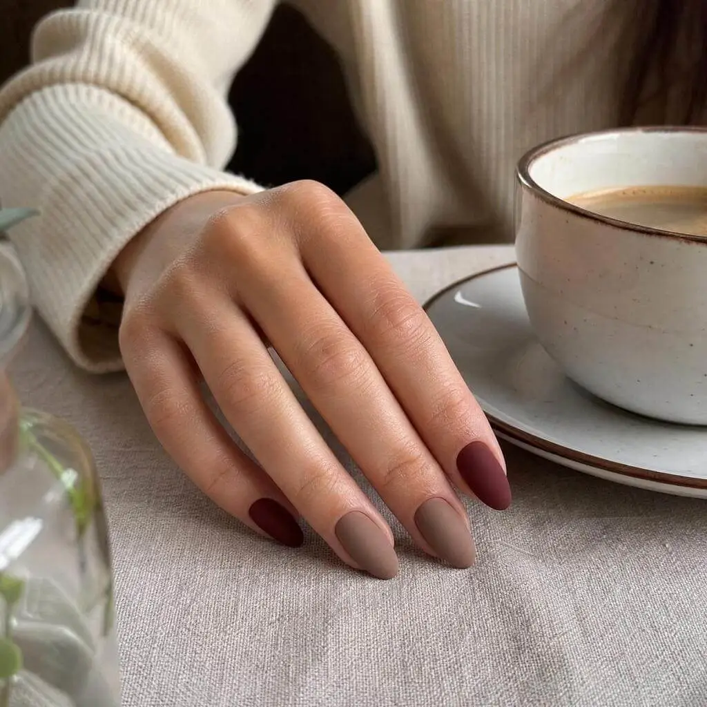 Cozy Season Nail Colors โทนเล็บอุ่นๆ ที่ทำให้กันยายนดูน่ากอด
