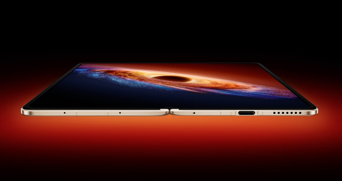 HONOR Magic V6 สมาร์ตโฟนจอพับ AI ราคา 67,999 บาทท้าชนเรือธงจอพับ