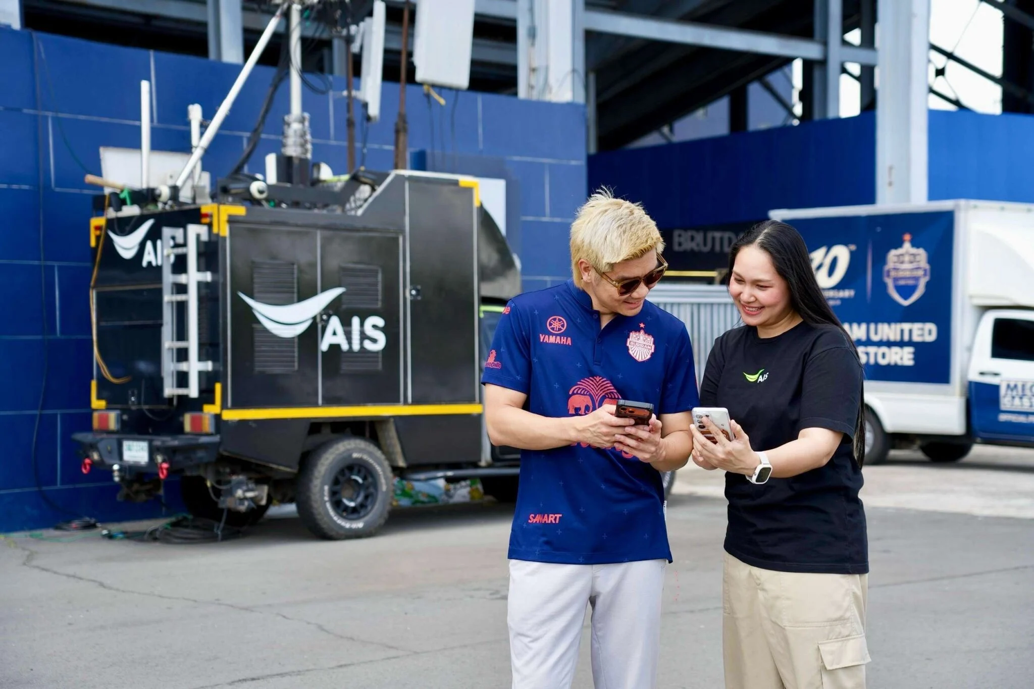 AIS จับมือบุรีรัมย์ ยูไนเต็ด ยกระดับประสบการณ์แฟนฟุตบอลแบบไร้รอยต่อ