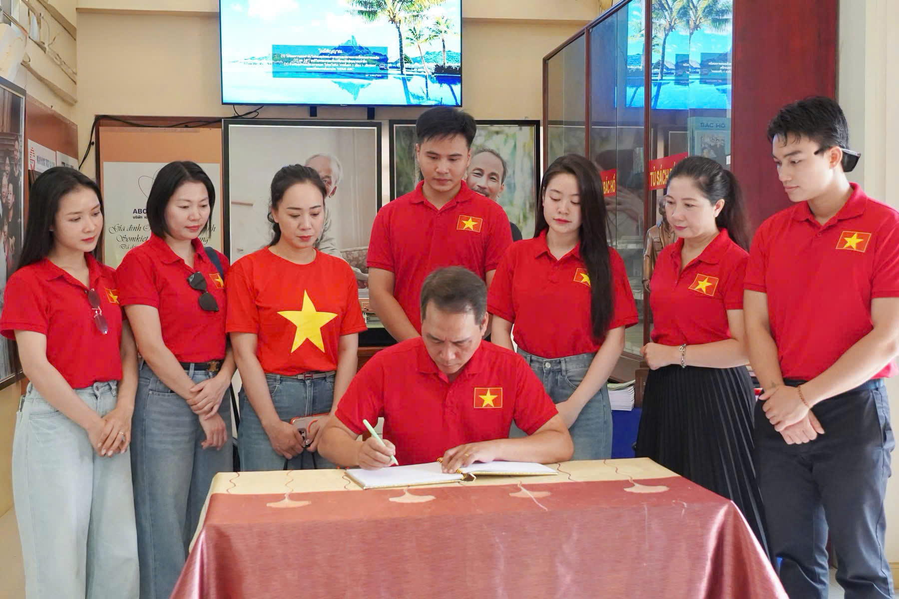เทศกาลวัฒนธรรมและละครเวที สะพานมิตรภาพระหว่างประเทศผลักดันการท่องเที่ยว