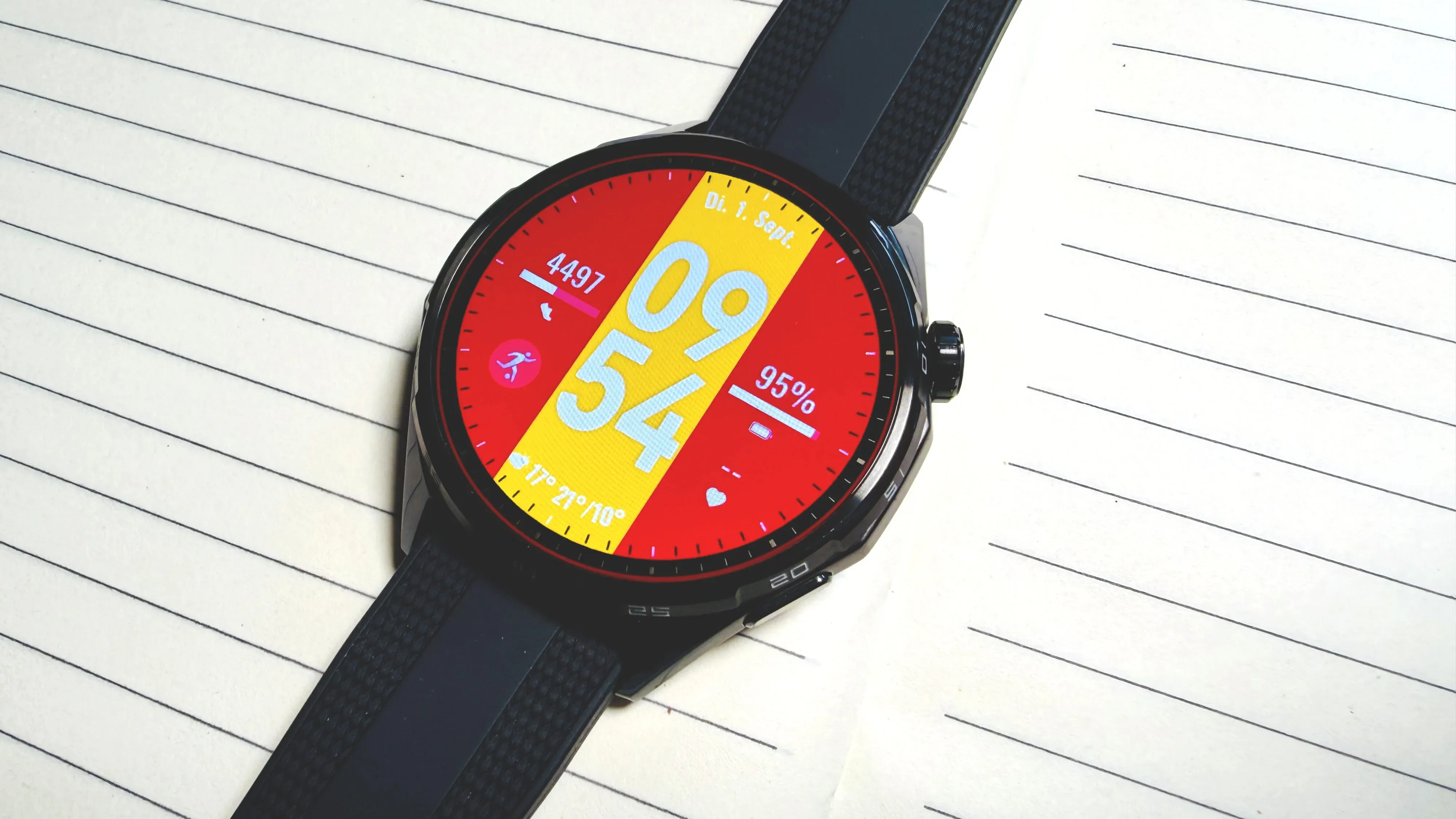 Huawei Watch GT 7 vs GT 7 Pro เลือกเรือนไหนคุ้มกว่าสำหรับกีฬาและใช้งานทุกวัน