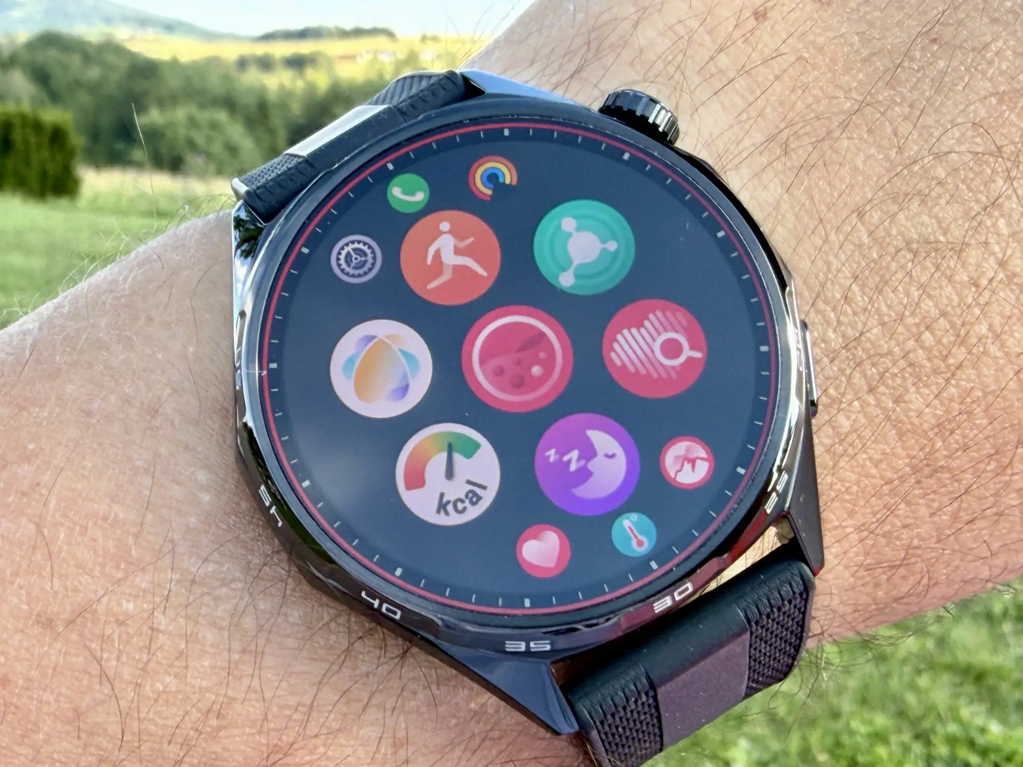 Huawei Watch GT 7 Pro นาฬิกาอัจฉริยะกีฬาไทเทเนียมเพื่อสายปั่นและสายOutdoor