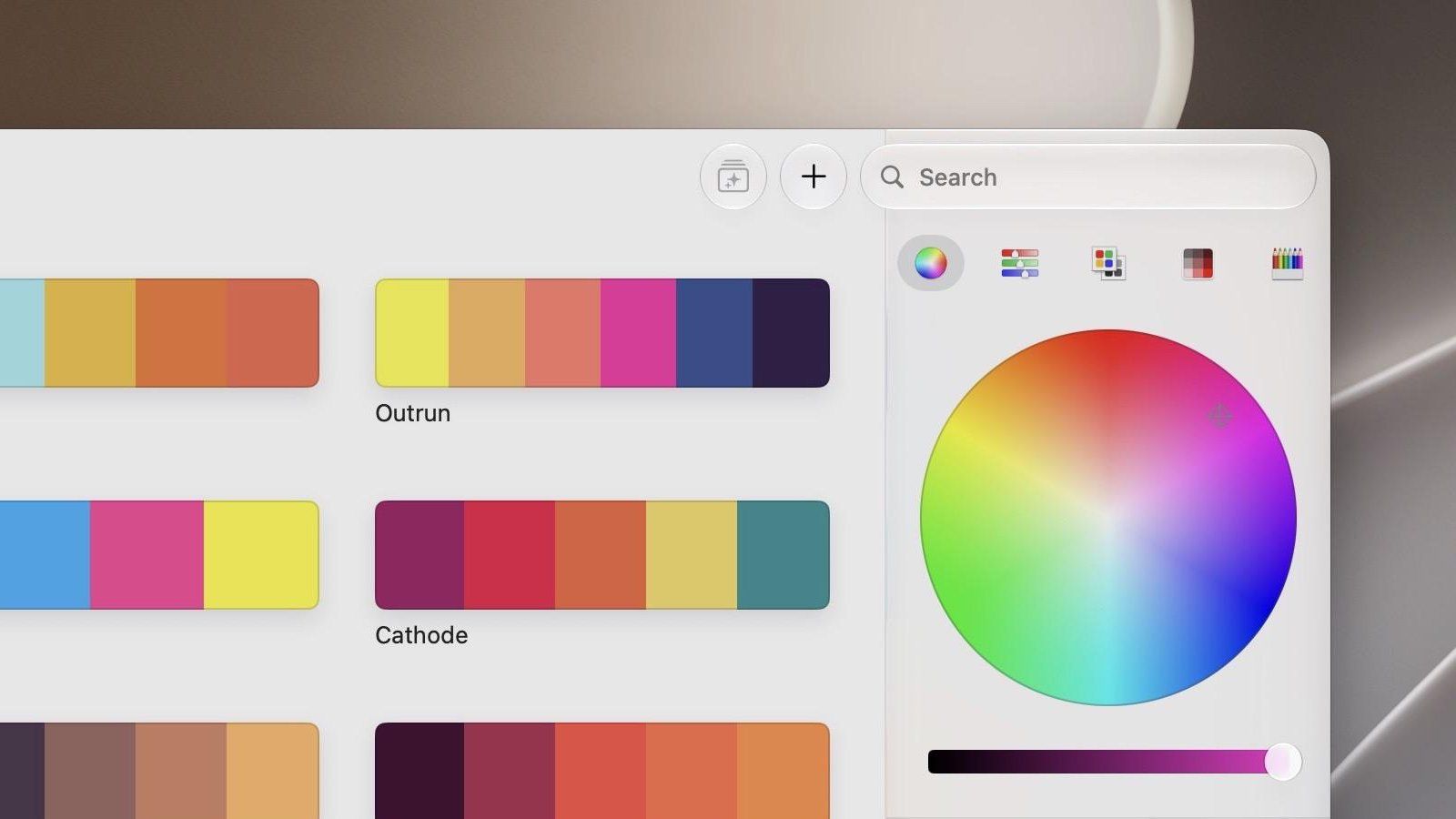 วิเคราะห์ยุทธศาสตร์ MacBook OLED ใหม่ของ Apple สู่ไลน์สามระดับ