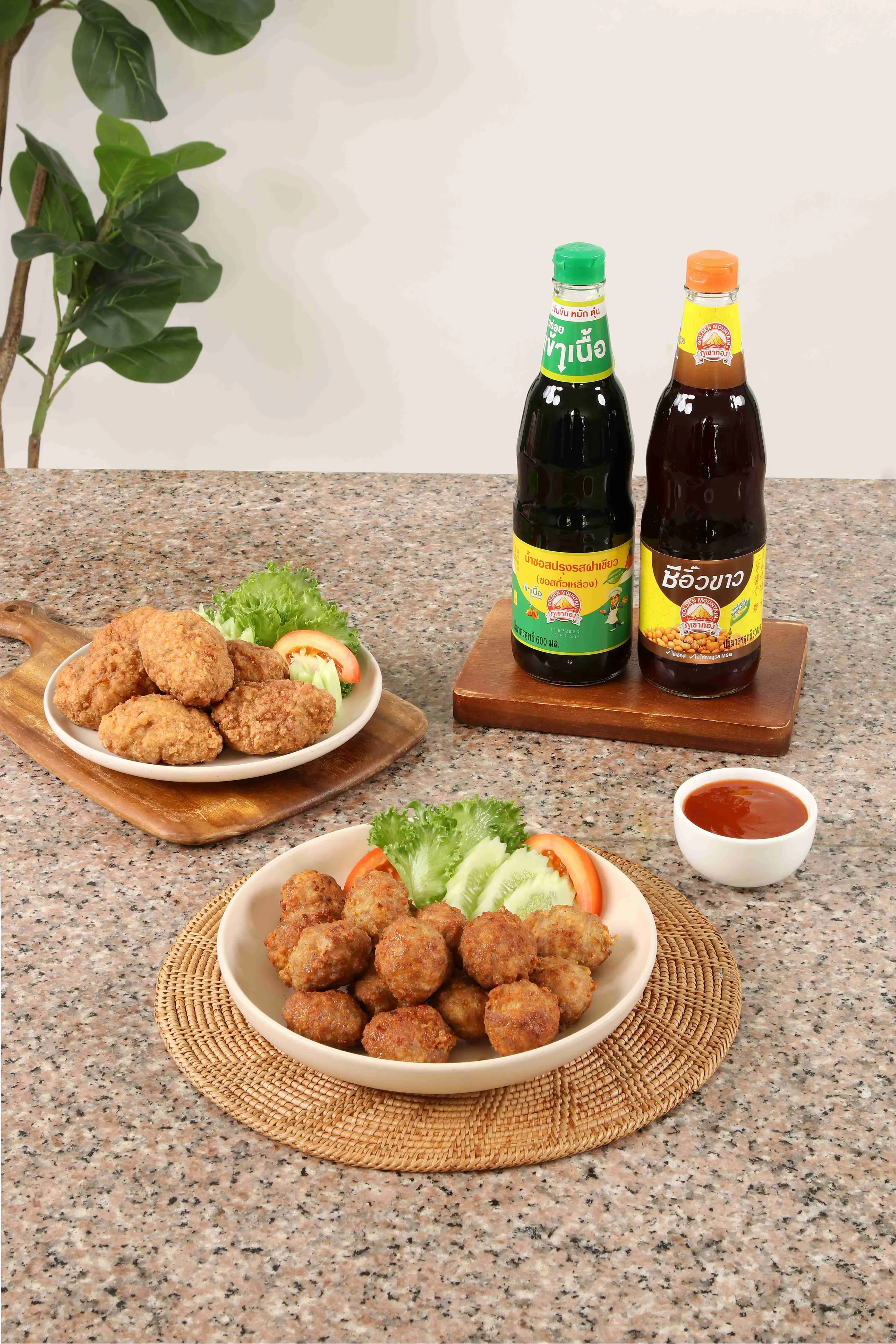 เชฟป้อมจับมือซอสภูเขาทอง เปิดสูตรหมูก้อนทอดซอสต้นทุนประหยัด