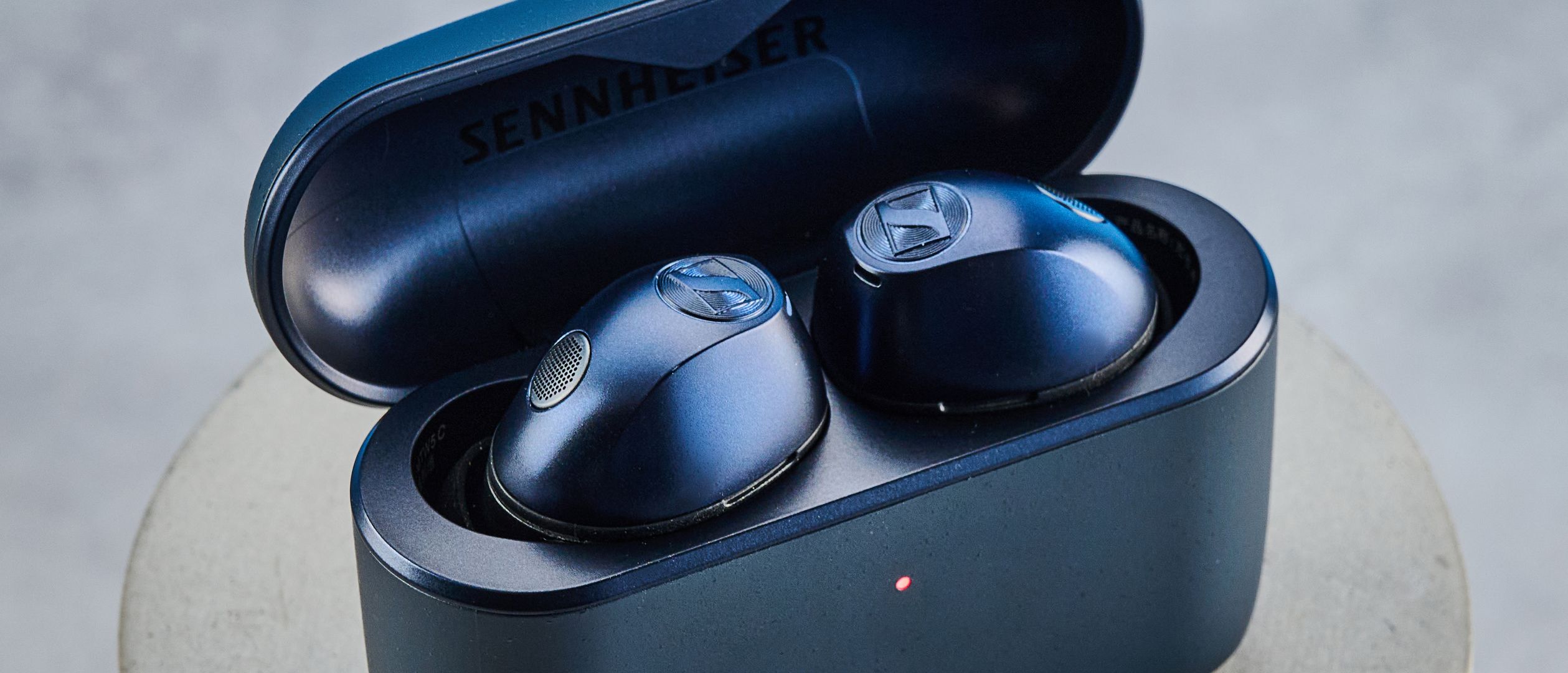 รีวิว Sennheiser Momentum True Wireless 5 หูฟังพรีเมียมแบตเปลี่ยนได้ที่ท้าชนทุกค่าย