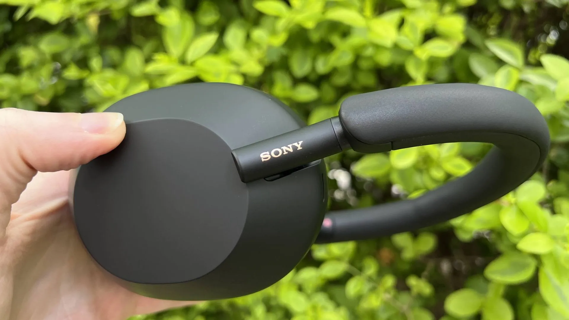 Sony WH-1000XM5 หูฟังไร้สายพรีเมี่ยม ANC ลดแรงช่วง Labor Day