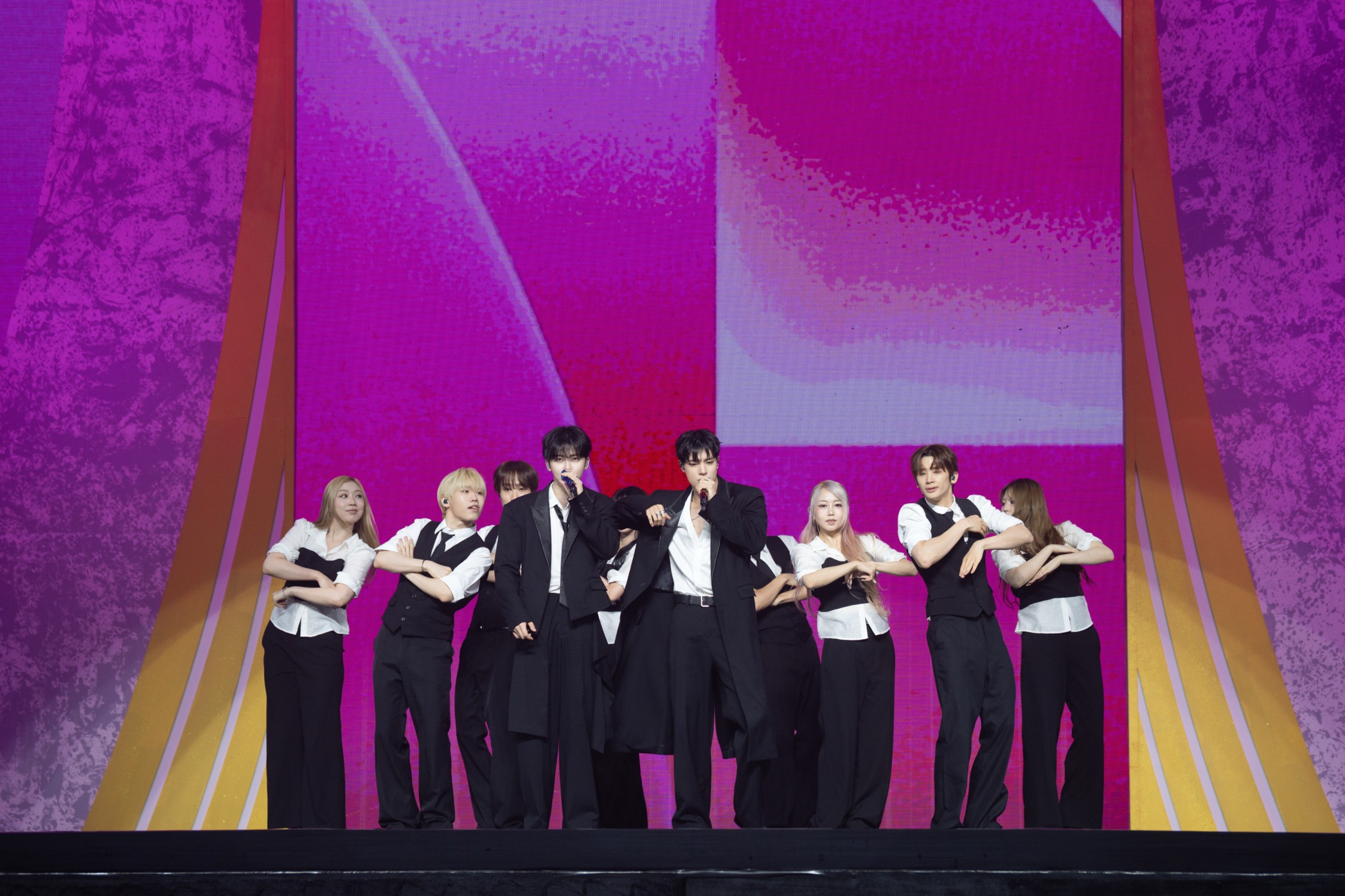 ดูโอ้ K-Pop กับแฟนมีตติ้งสามรอบ sold out สะท้อนดีมานด์คอนเสิร์ตภูมิภาค