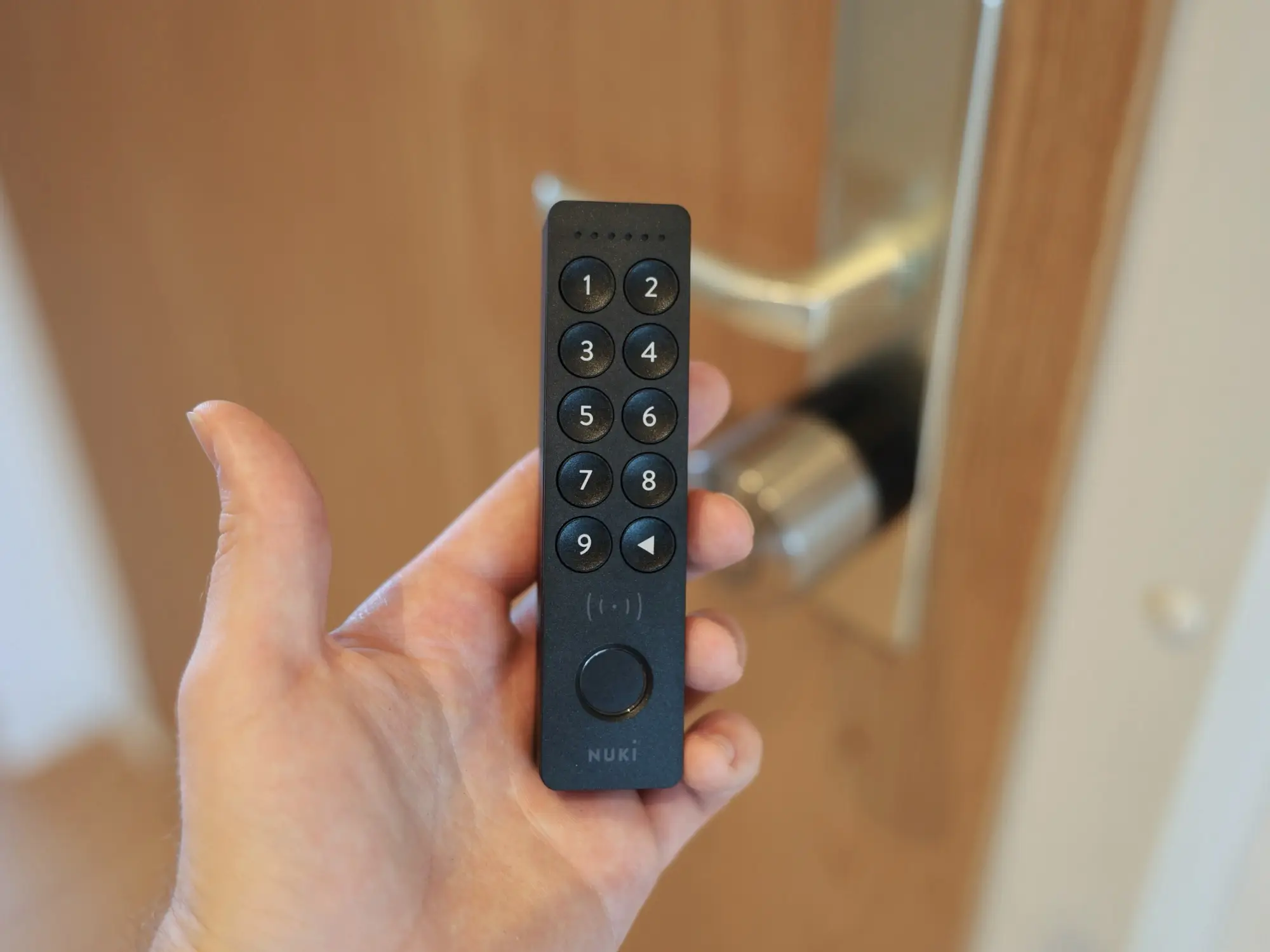 รีวิว SwitchBot Lock Ultra Max Vision Pro Combo สมาร์ทล็อคประตู AI ที่ท้าชน Nuki