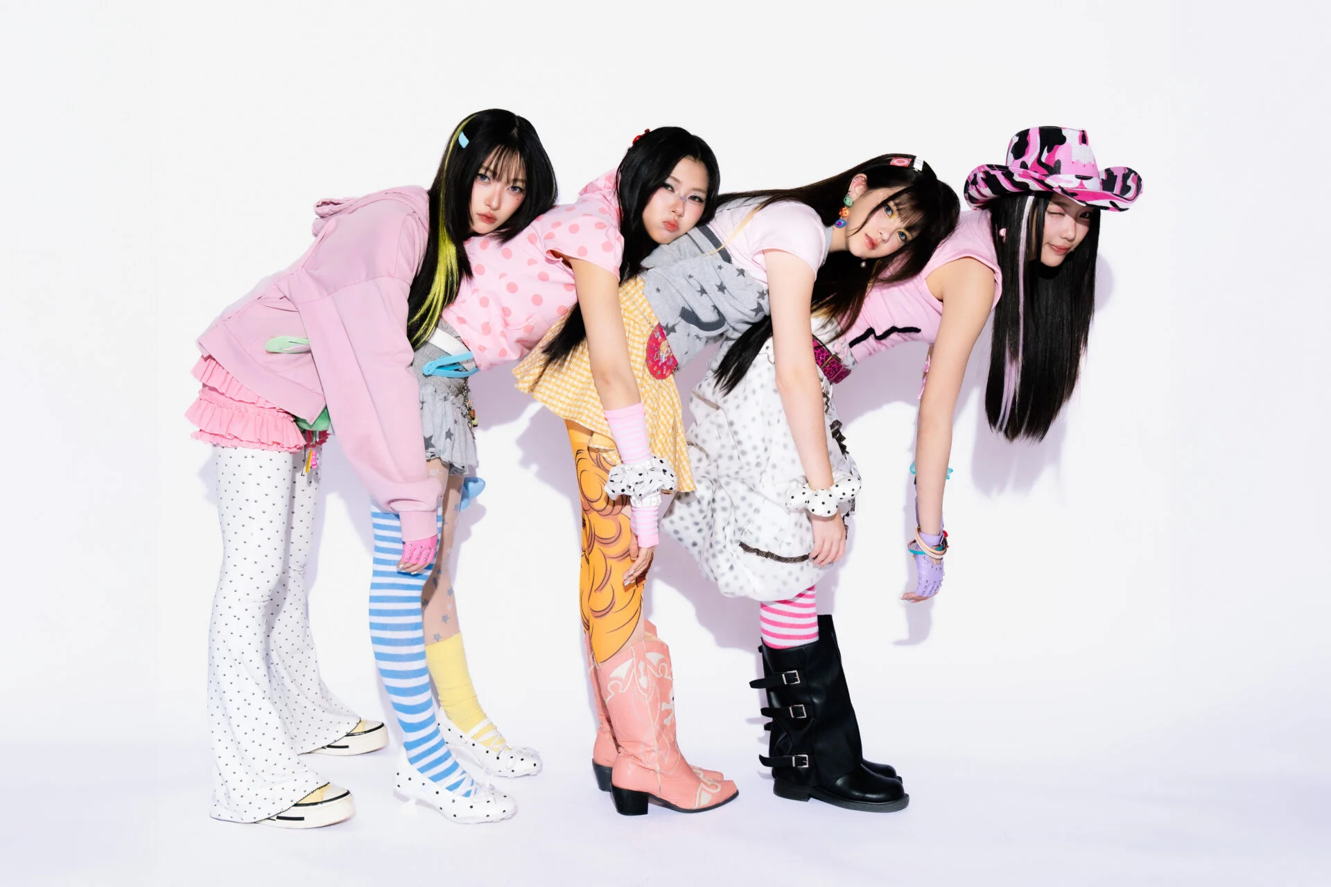 เกิร์ลกรุ๊ปเดบิวต์ใหม่ butterfliiii และ Girls' Generation-HRS เขย่าฉากป็อปด้วยตัวตนเพลงสุดต่าง