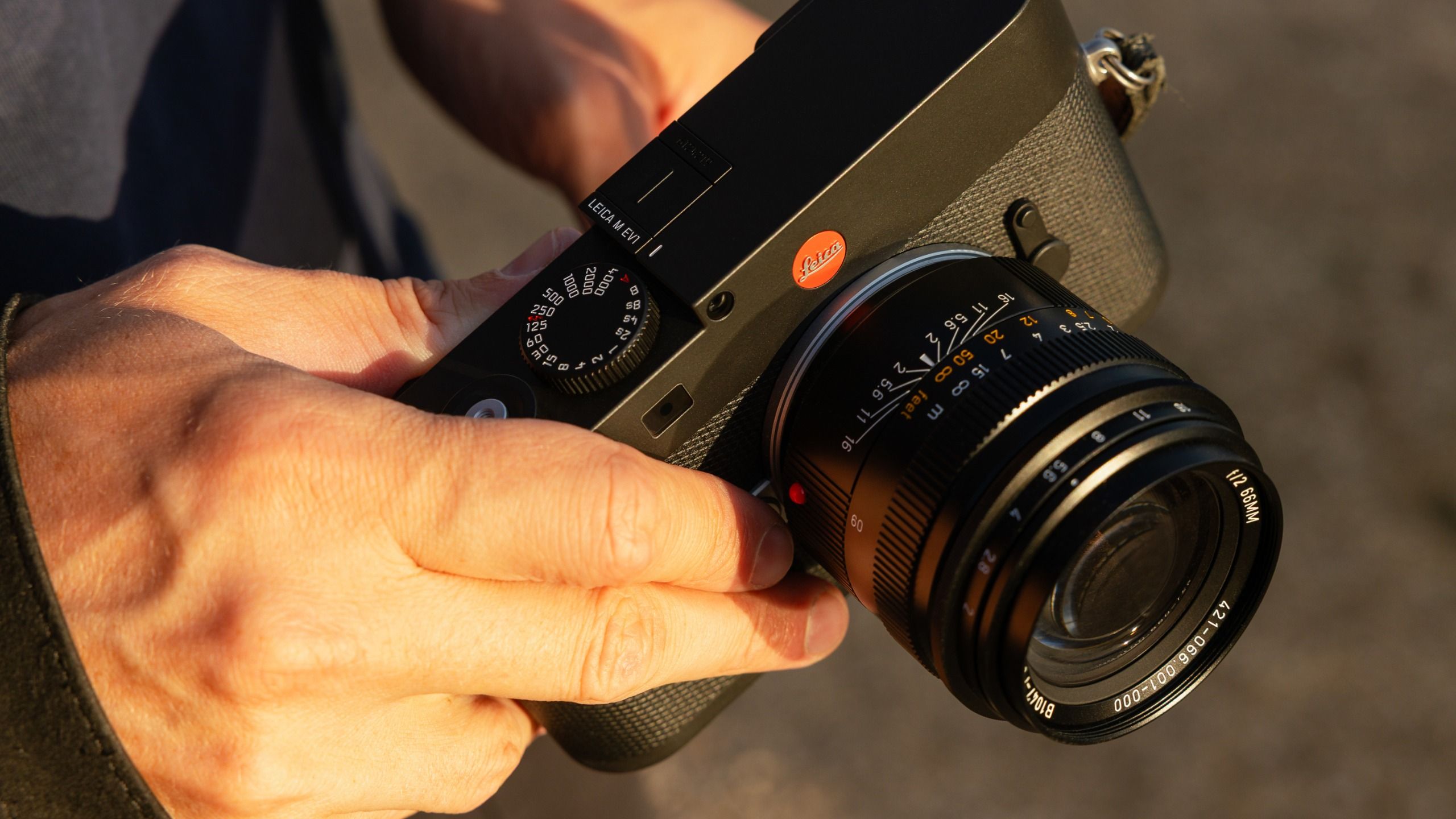 เลนส์จารกรรมคืนชีพ: ทำไม Summicron-M 66mm f/2 ถึงกลายเป็นไอเท็มวินเทจที่น่าจับตามอง