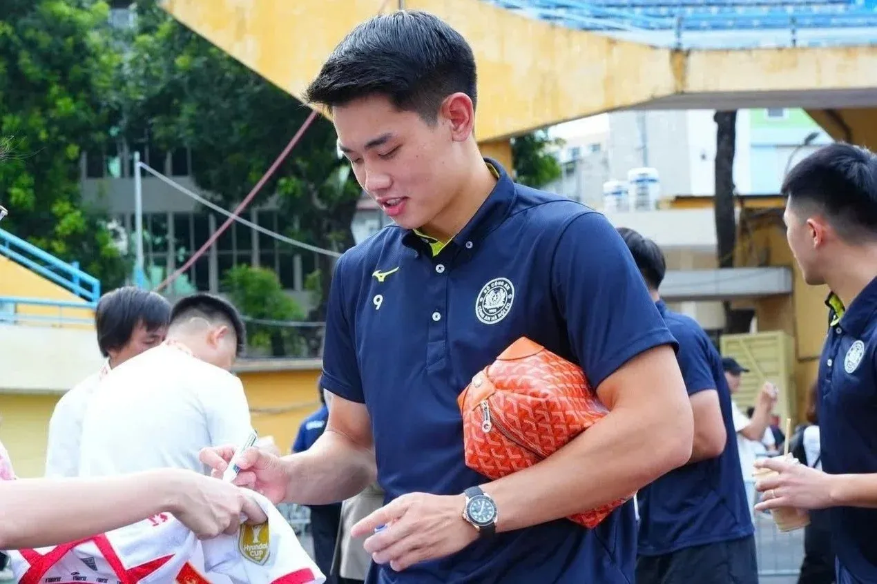 ทำไมฟุตบอลสตาร์รุ่นใหม่ถึงกลายเป็นคู่หูแฟชั่นลักชัวรี่ที่แบรนด์ต้องการที่สุด