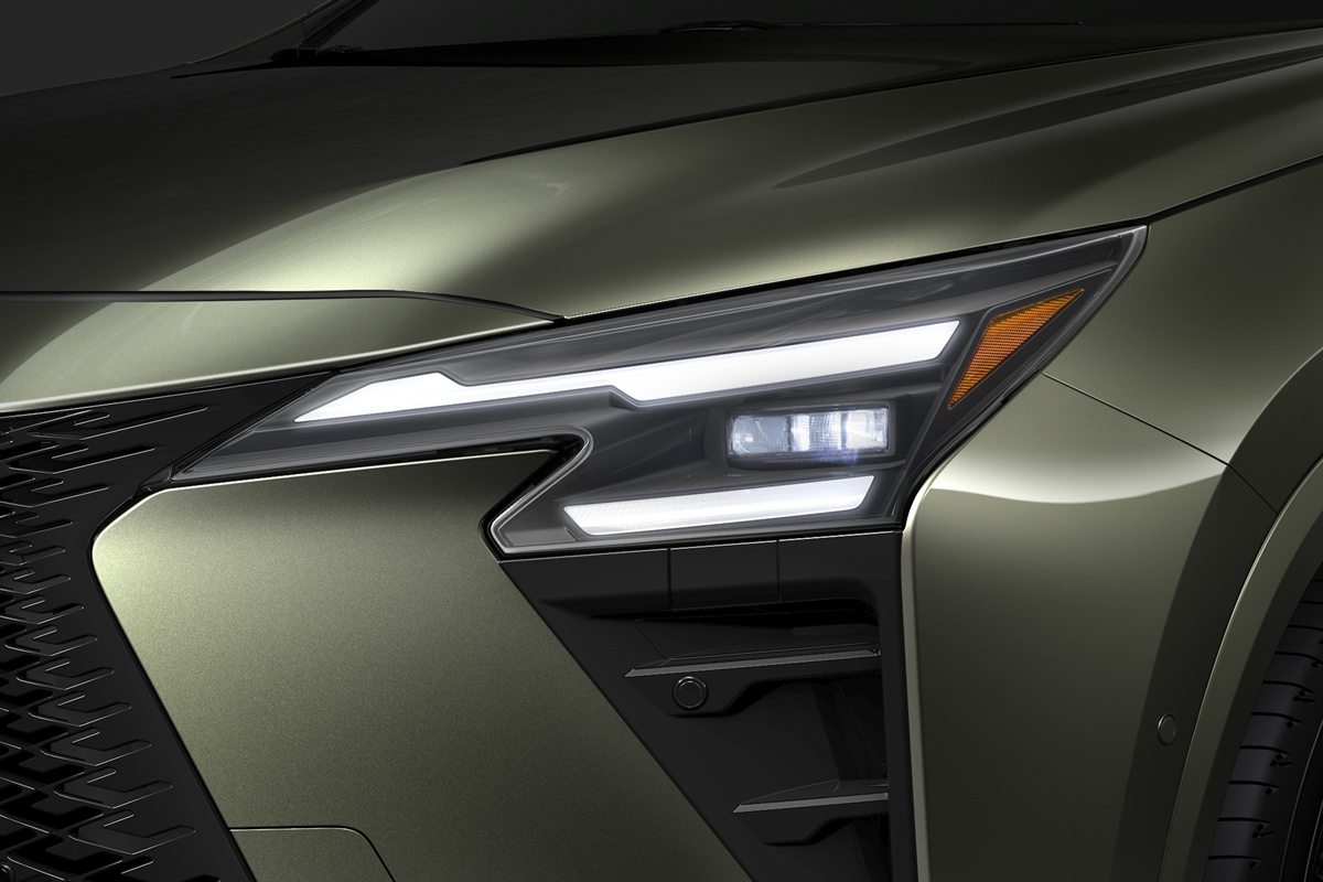 Lexus NX ไฮบริดใหม่ ตัดเบนซินล้วน รีดีไซน์ครบเพื่อยุคไฟฟ้า