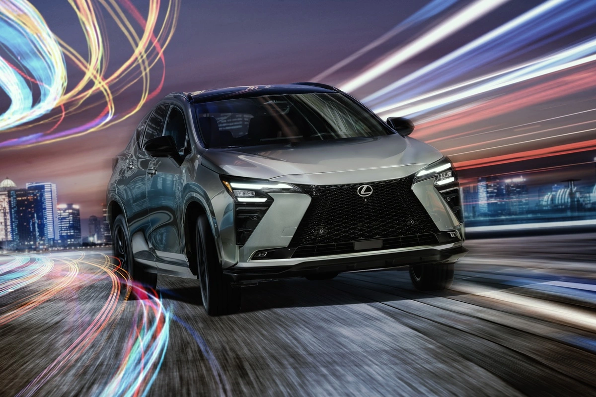 Lexus NX ไฮบริดเท่านั้น การรีดีไซน์ครั้งใหญ่ของเอสยูวีหรูระดับกลาง
