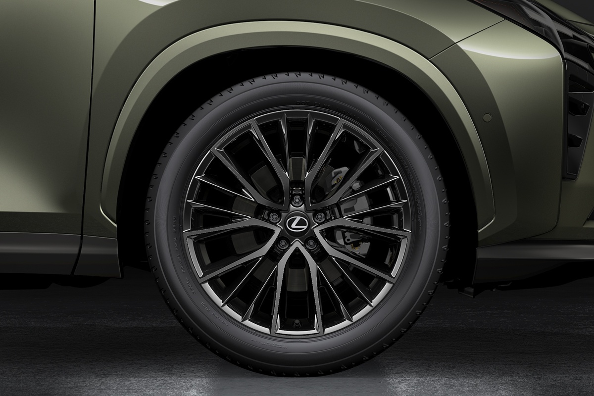 Lexus NX ไฮบริดใหม่ ตัดเบนซินล้วน รีดีไซน์ครบเพื่อยุคไฟฟ้า