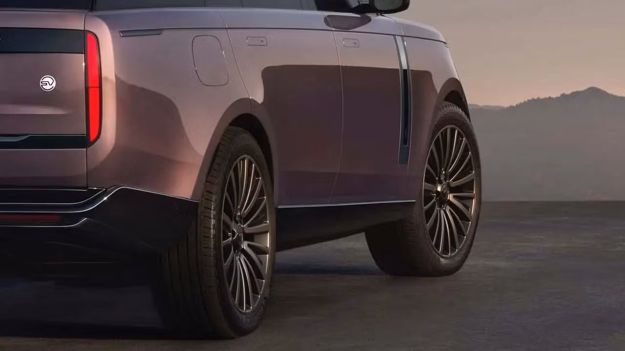 Range Rover Electric SUV หรูที่ยืนหยัดบนมรดกเดิมด้วยพลังไฟฟ้า