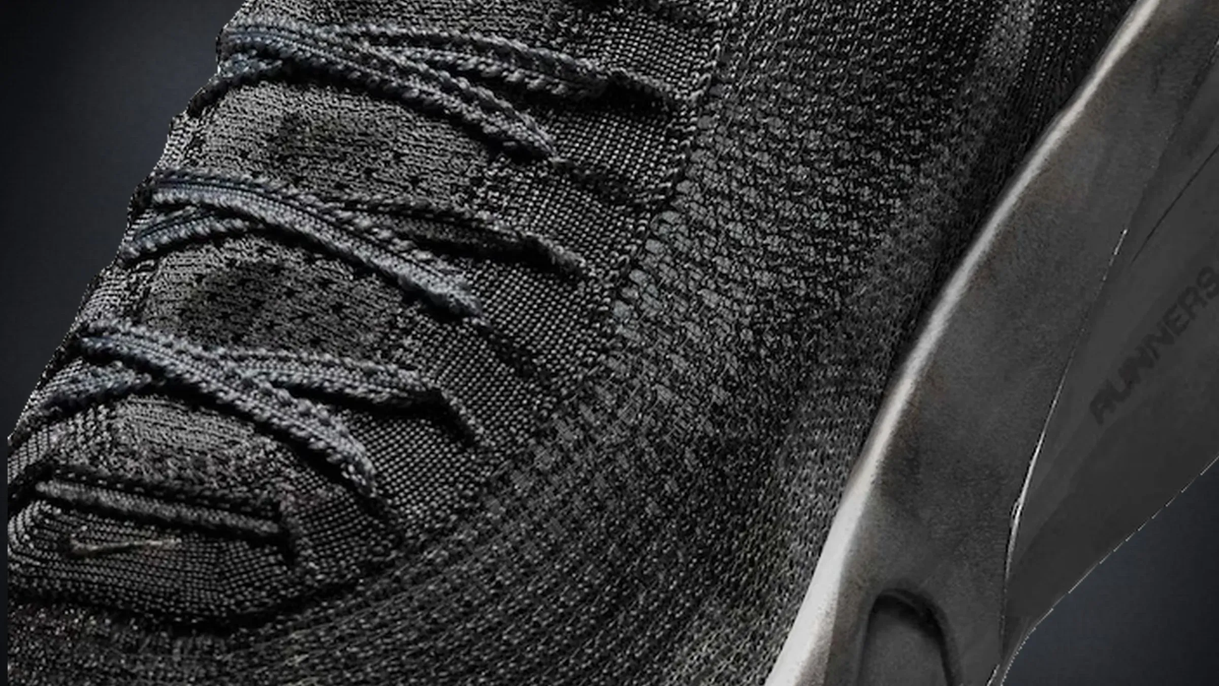 รองเท้าวิ่งลดราคา Asics Nike Alphafly และ ACG เทรล เลือกคู่ไหนคุ้มสุด
