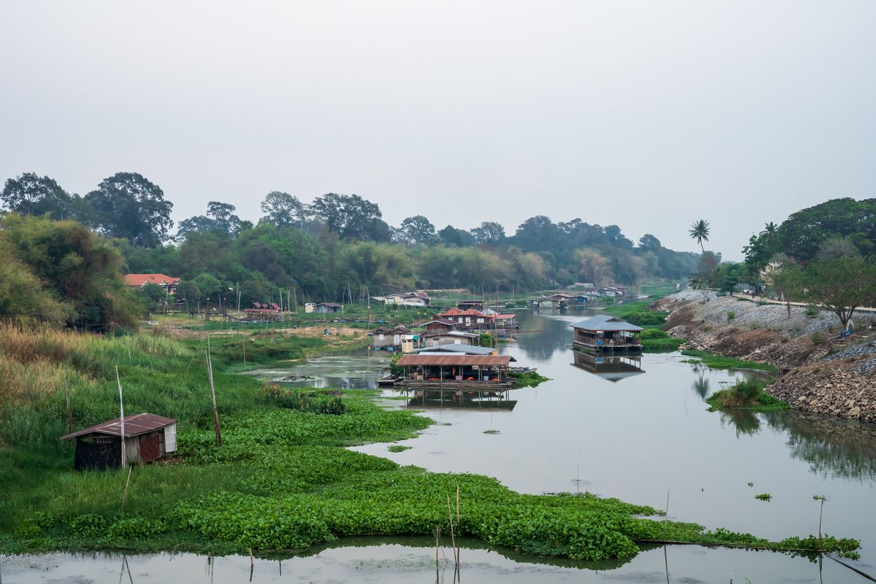 นั่งรถไฟเที่ยวลำปาง ลำพูน เมืองรองสโลว์ไลฟ์ในงบหลักร้อย