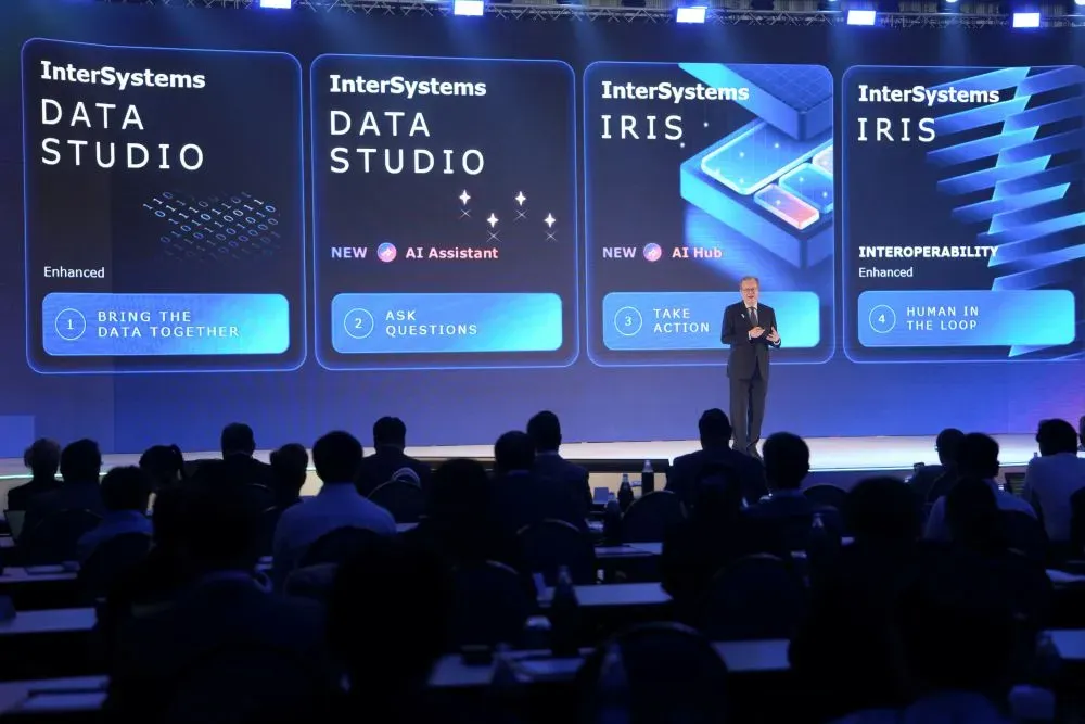 ทลาย Data Silos สุขภาพ ด้วย Practical AI เพื่อคืนเวลาให้แพทย์