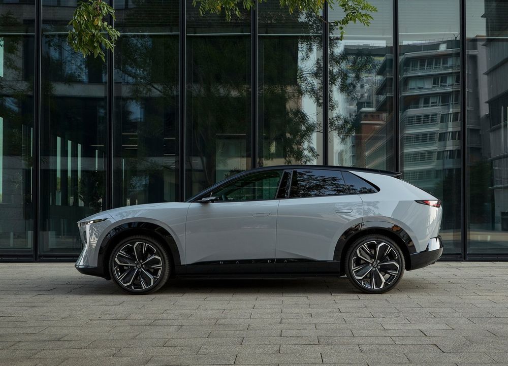 Mazda CX-6e SUV ไฟฟ้าขับหลังพร้อม LiDAR เปลี่ยนเกม EV ระดับกลาง