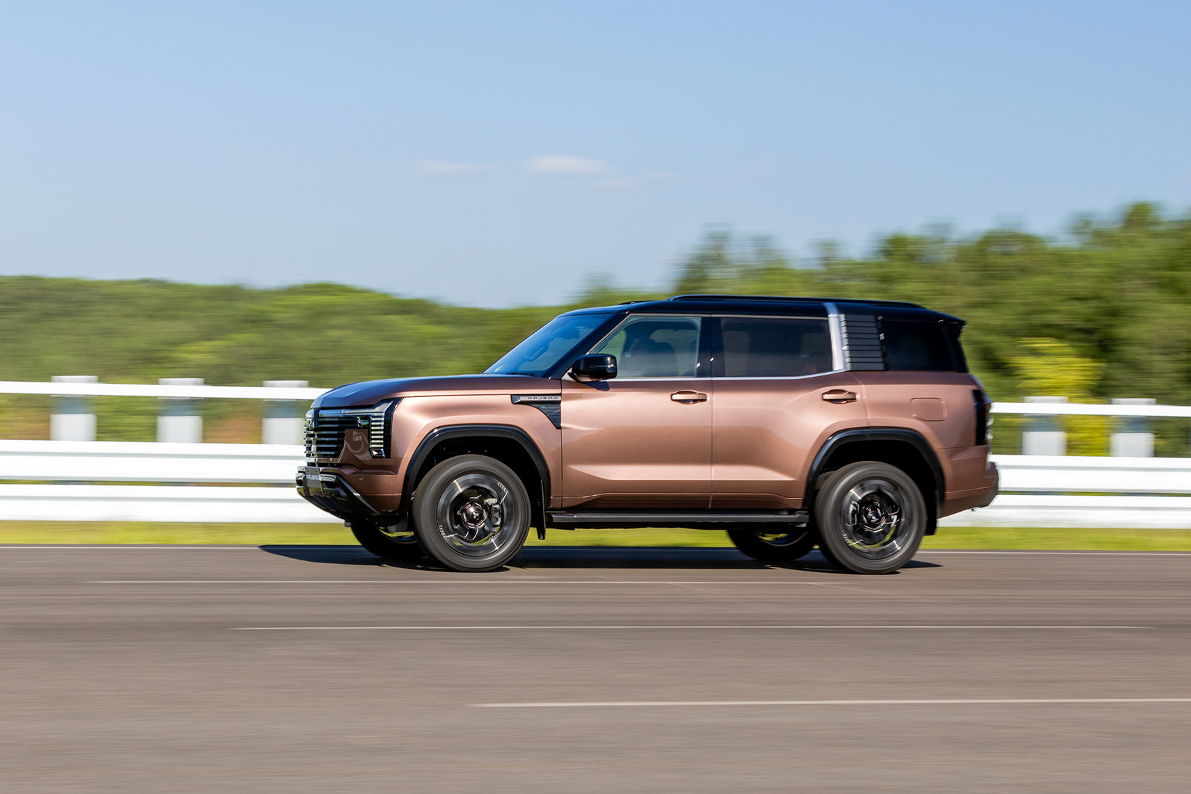 มิตซูบิชิ ปาเจโร่ใหม่ คัมแบ็กสู่เวที SUV พรีเมียม