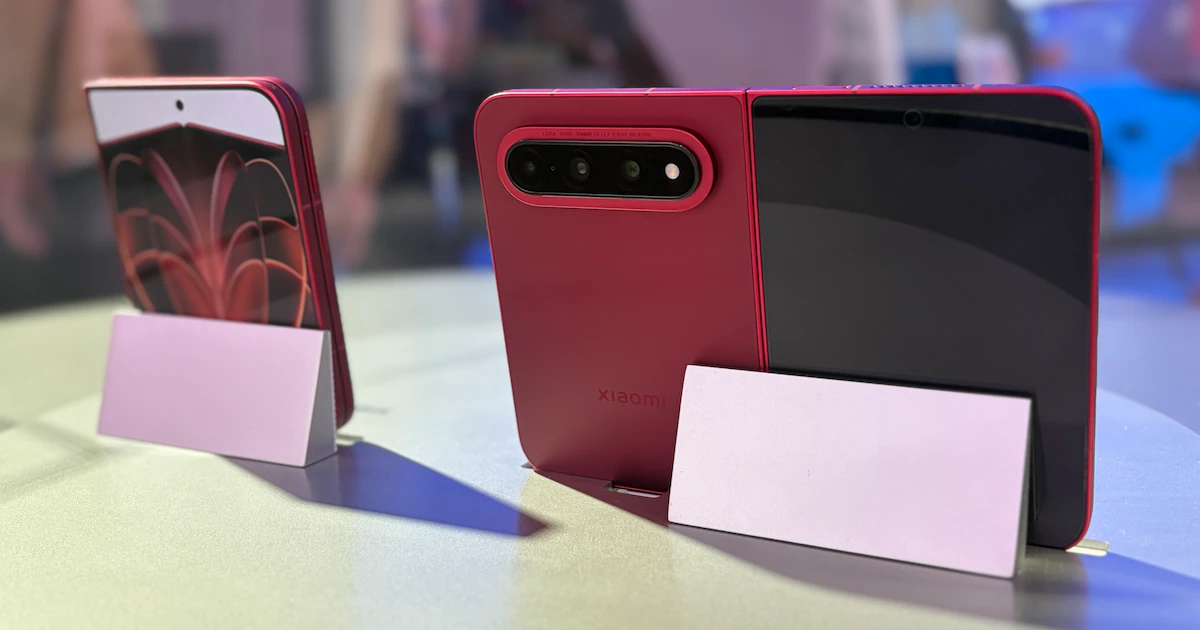 Xiaomi 18 Fold ชนตรง Samsung Z Fold และไอโฟนพับได้รุ่นแรก