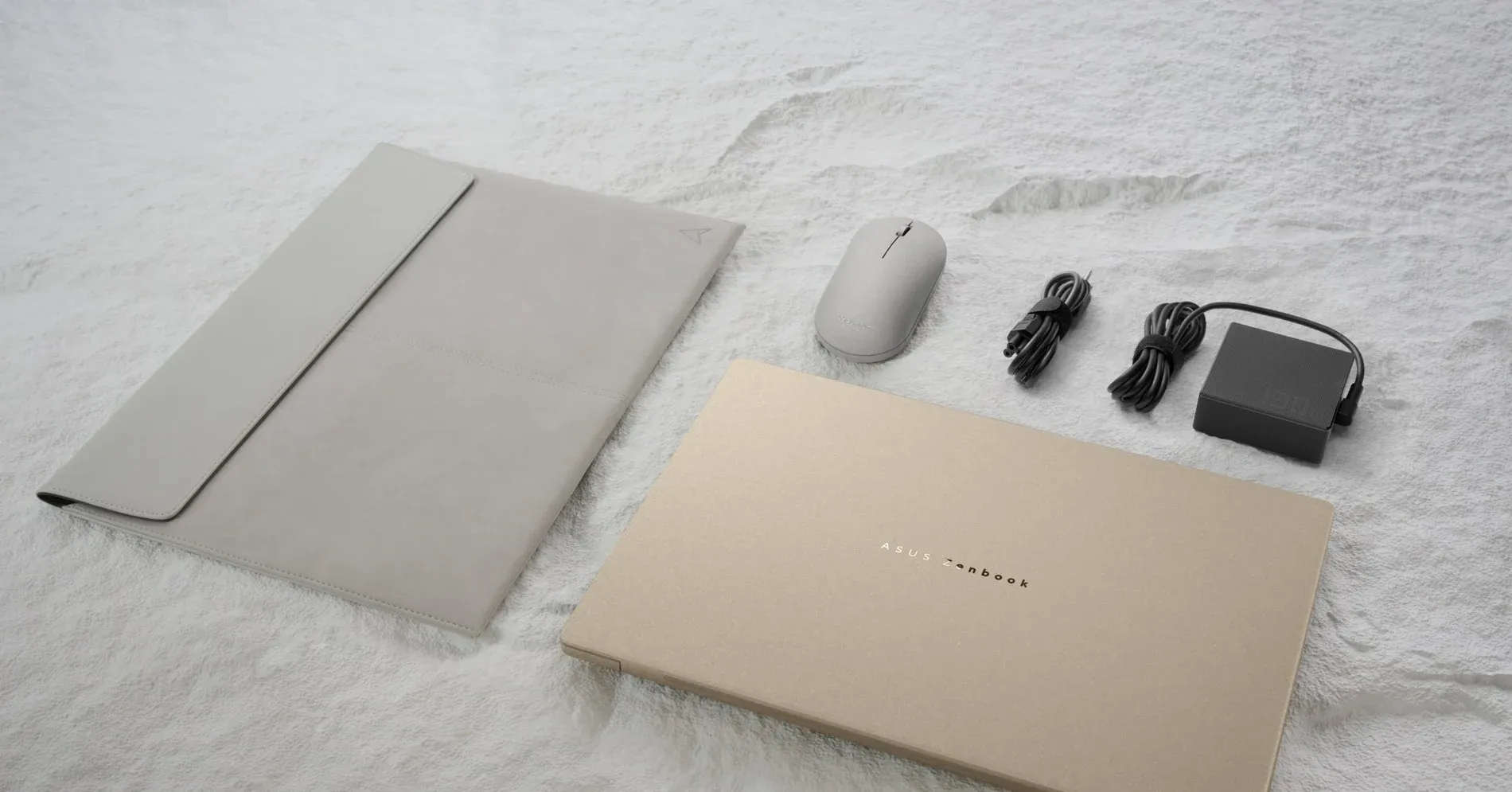 Ultralight OLED Laptops กับชิป AI ทางเลือกใหม่ของสายทำงานเคลื่อนที่