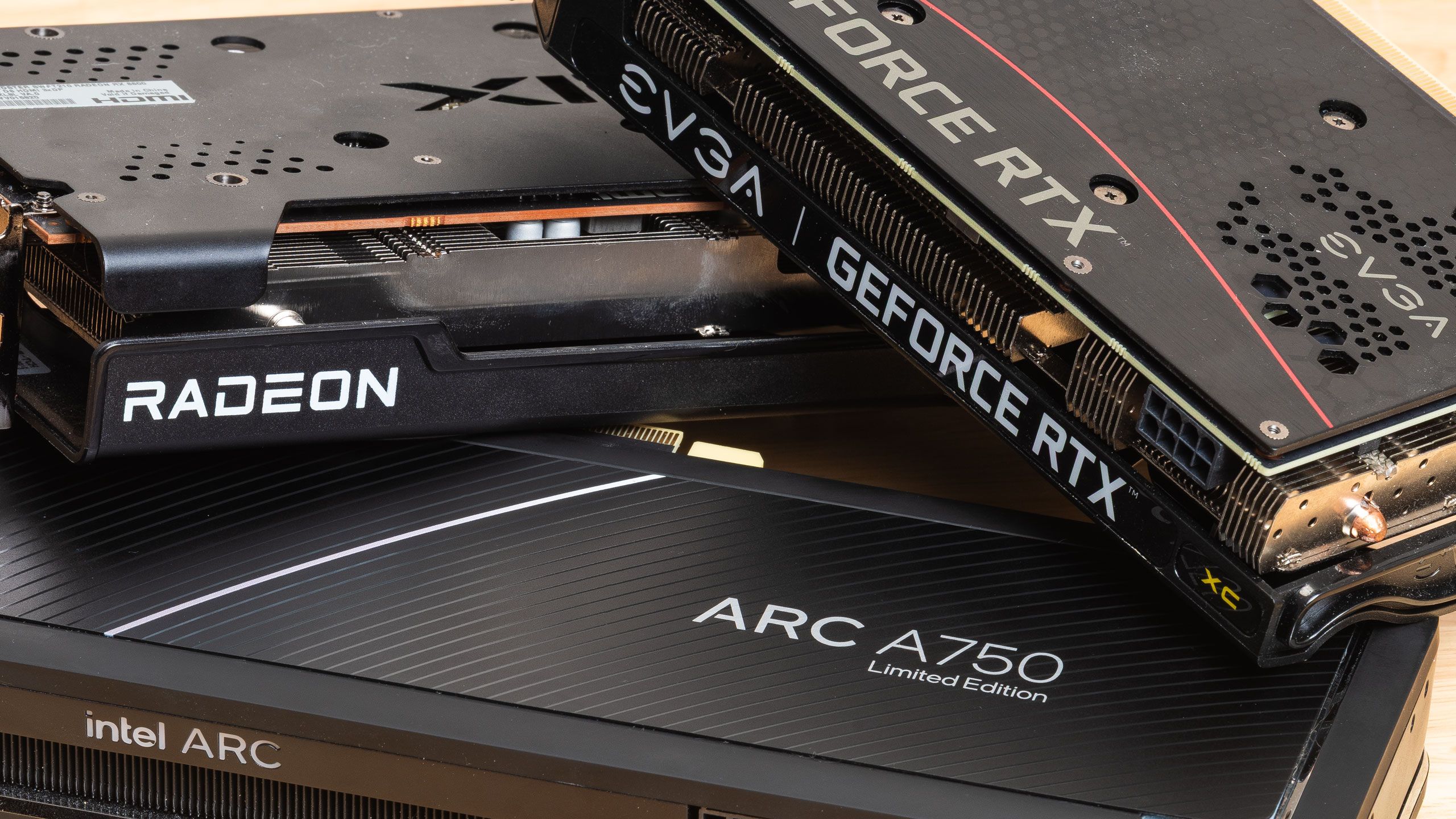 RTX 50 series ราคาเดือด มาร์กอัปใหม่เขย่าตลาดการ์ดจอ