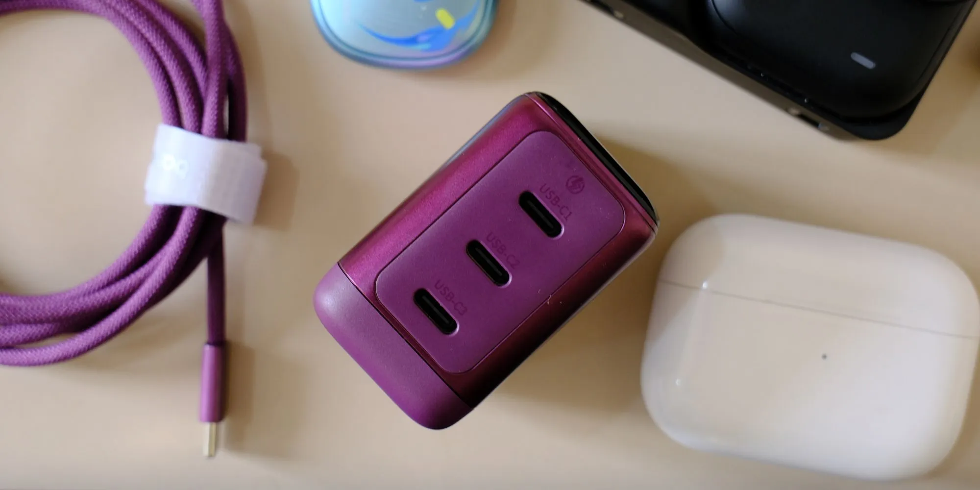 สมาร์ทชาร์จเจอร์ดิสเพลย์ Anker MindBase vs Baseus PicoGo Pro ใครเหมาะกับ iPhone คุณมากกว่ากัน