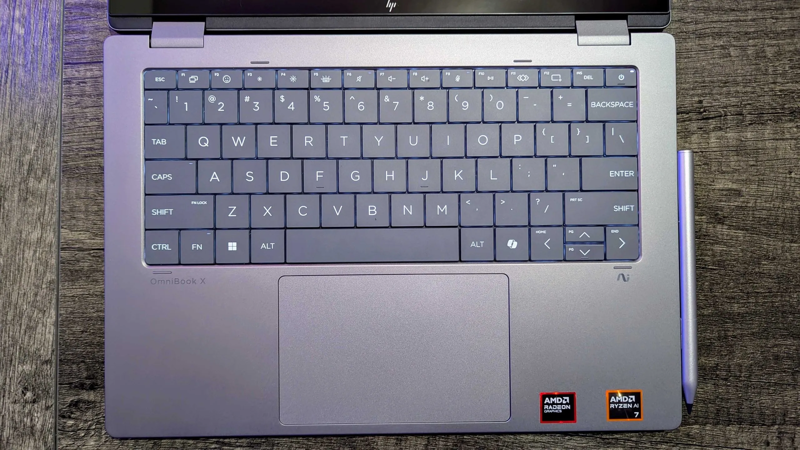 ดีลแรง HP OmniBook X Flip 16 นิ้ว OLED ลดครึ่ง ราคาโดนใจสายครีเอเตอร์