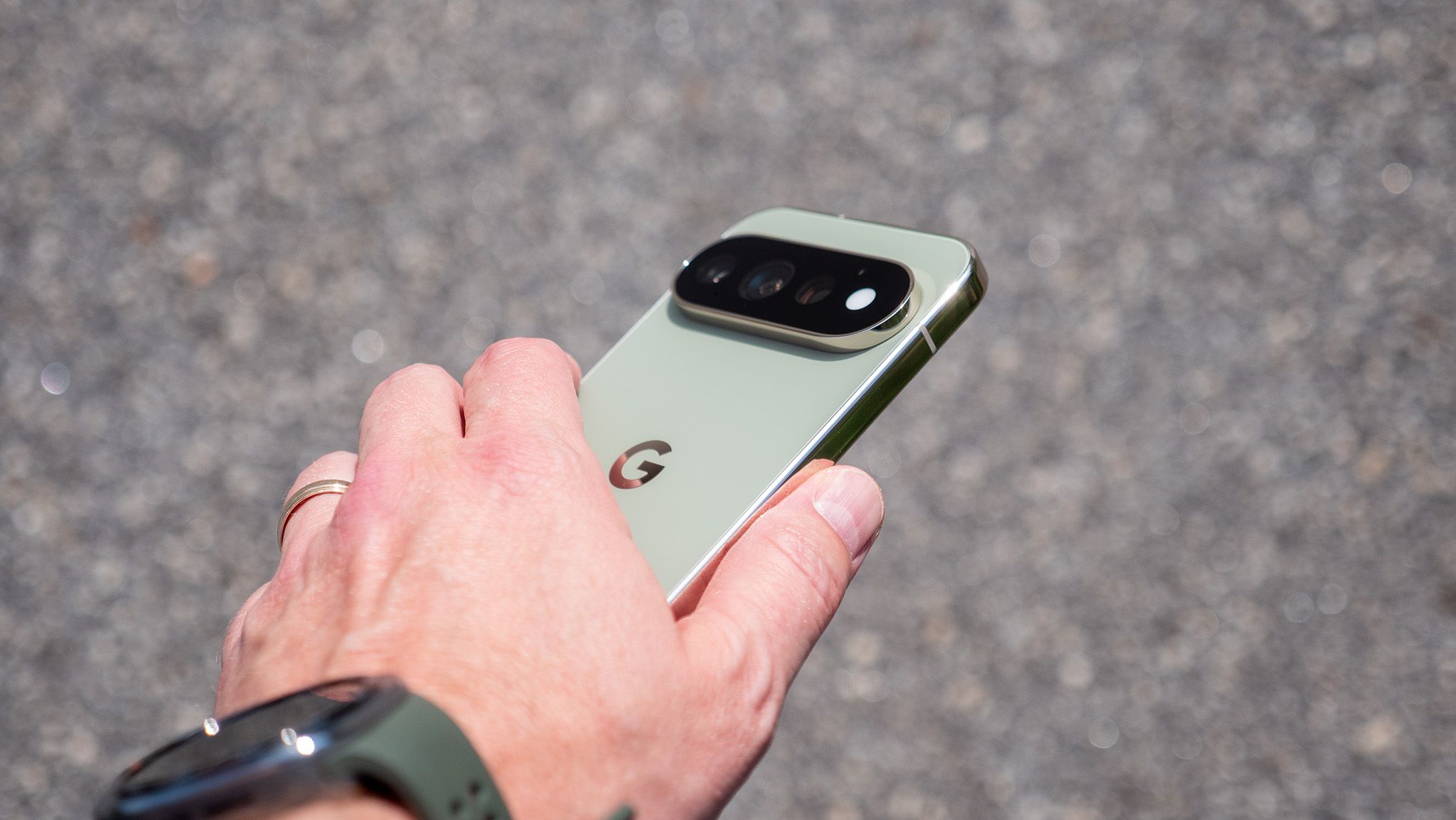 Pixel 11 security update มาก่อน Android 17 และดีลมือถือที่คุ้มกว่าสำหรับสายประหยัด