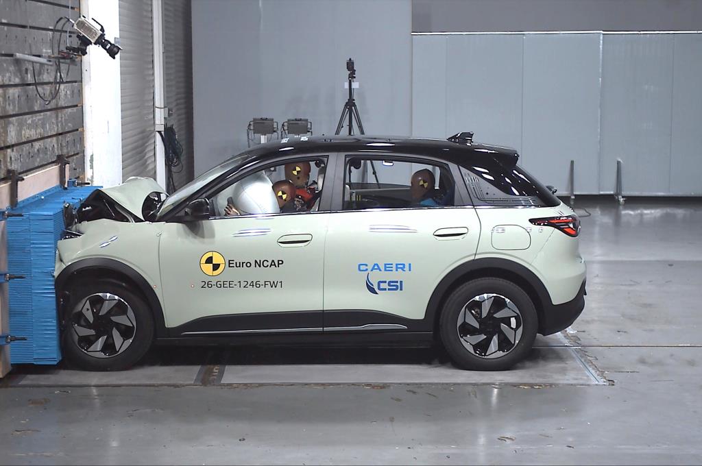 งบเล็กแต่เซฟใหญ่ เปรียบเทียบ Geely EX2 กับ AION UT ผ่าน Euro NCAP 5 ดาว
