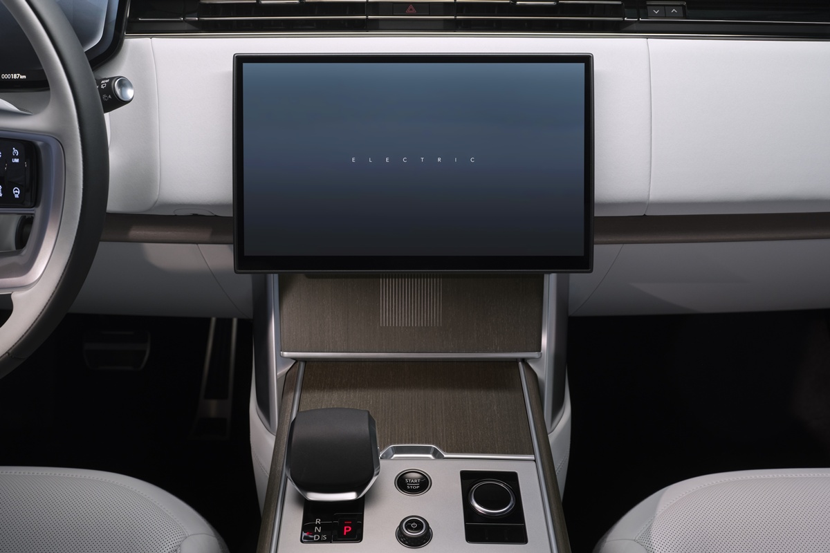 Range Rover Electric SUV ไฟฟ้าพรีเมียมที่สืบทอดจิตวิญญาณ V8